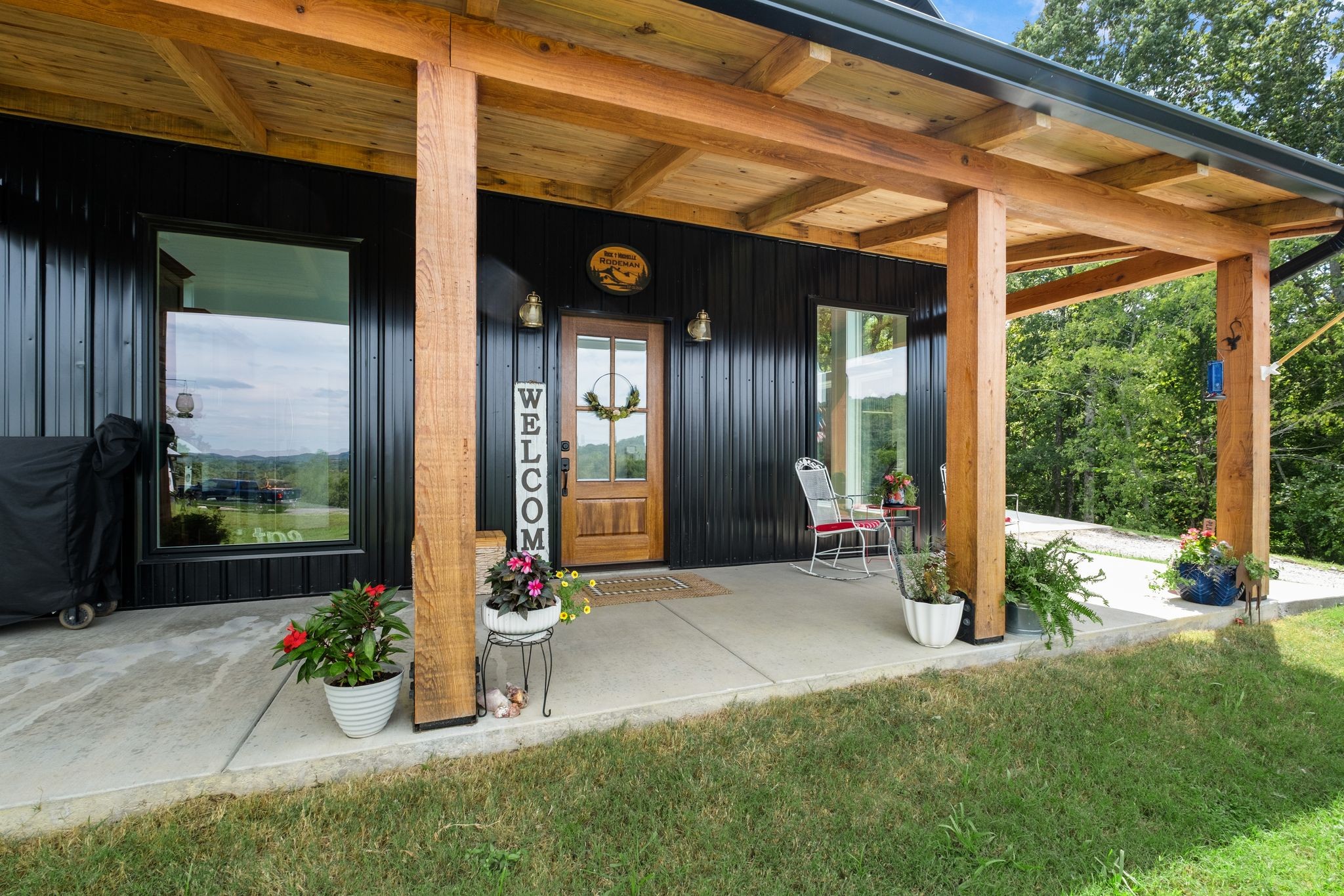 11 Blair Brothers Ln