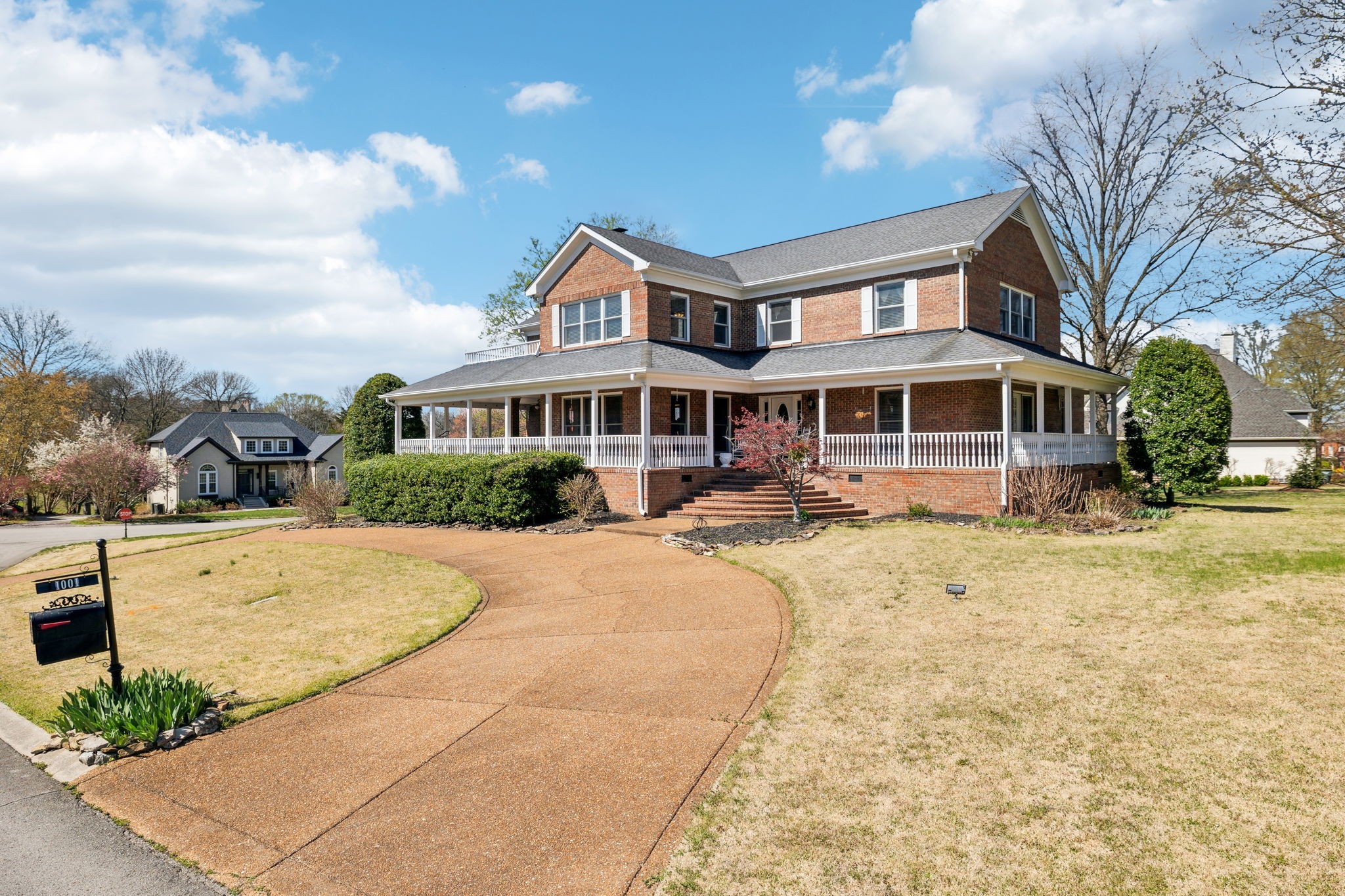 1001 Williams Way