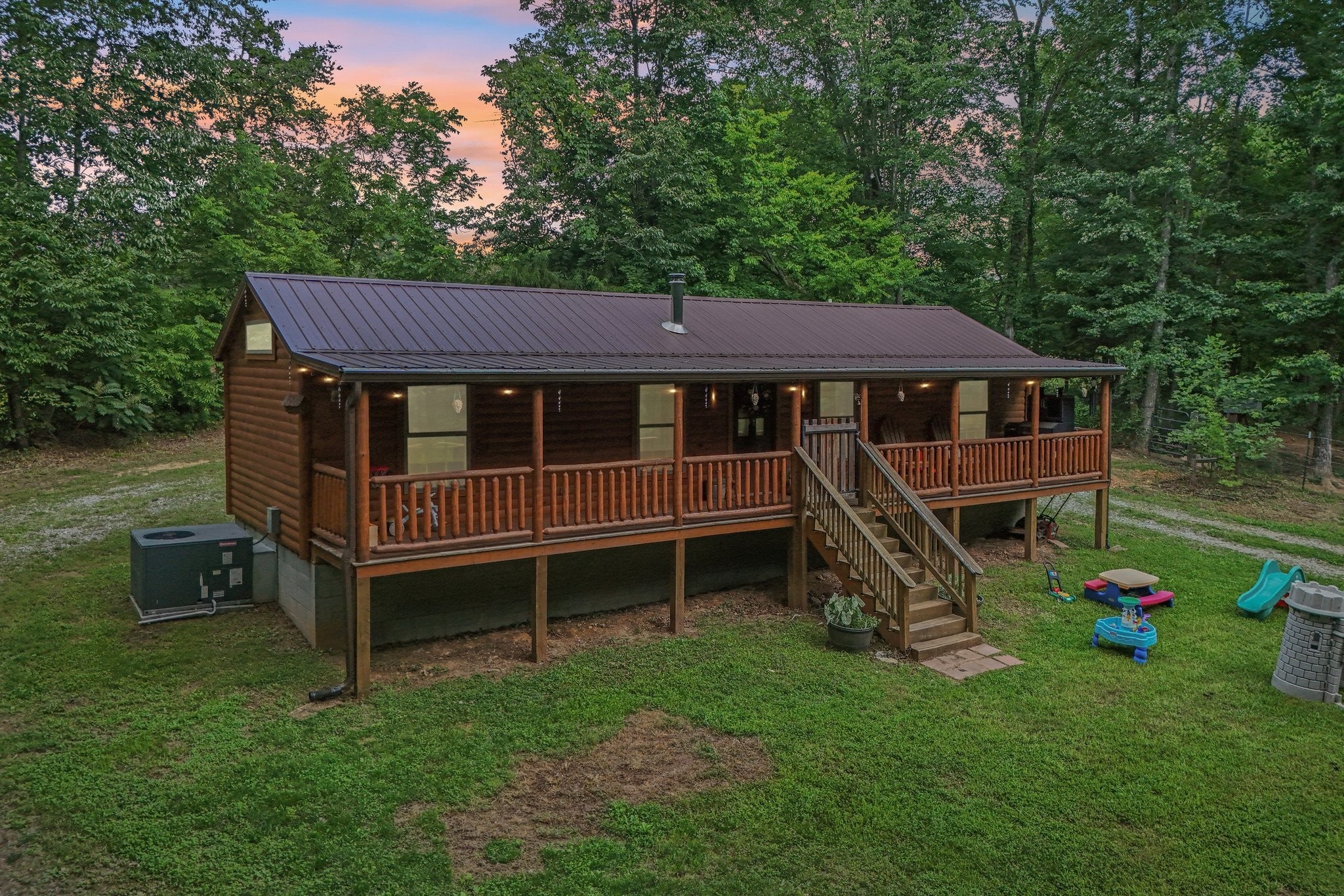 1424 Poplar Ridge Ln