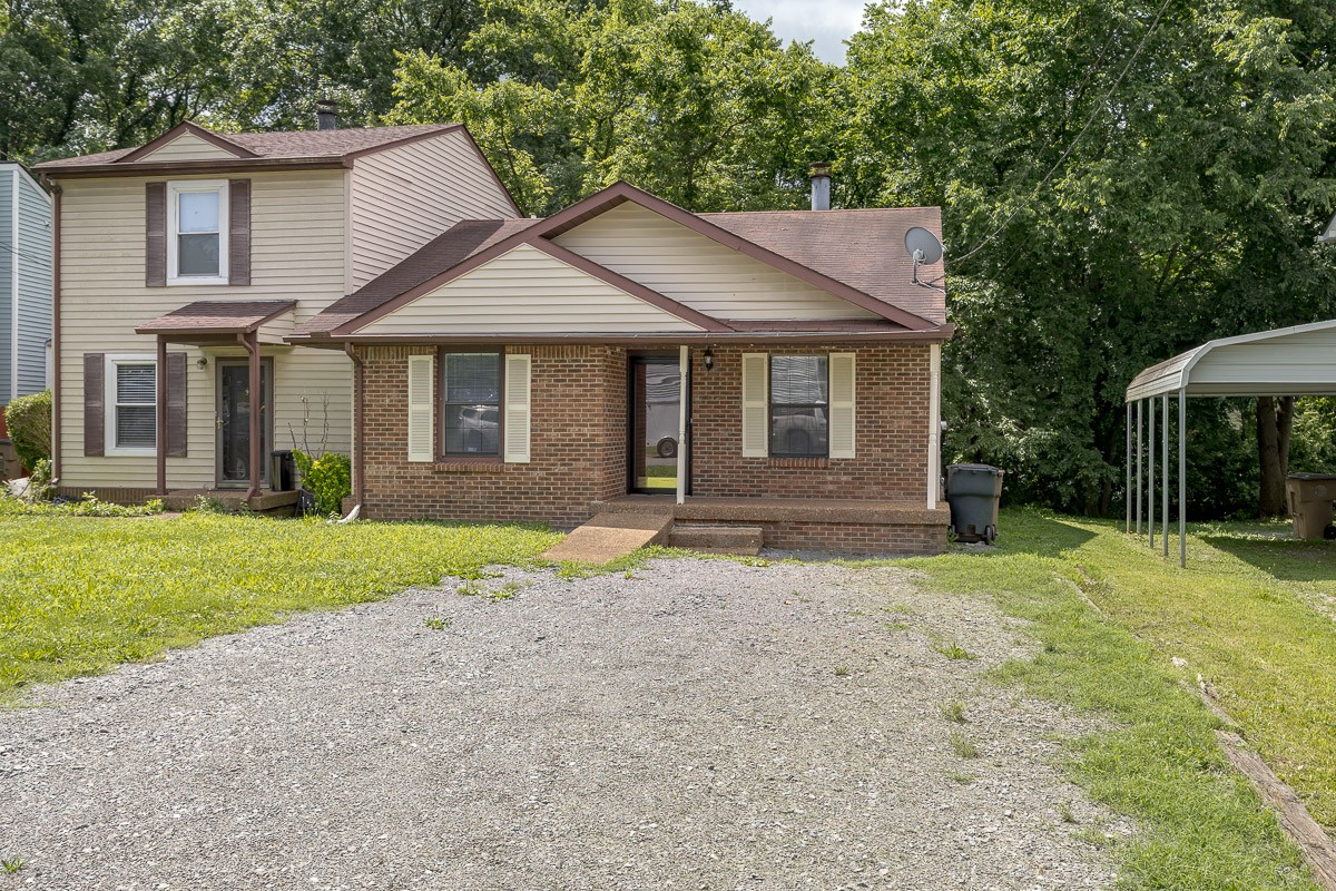 3332 Oak Trees Ct