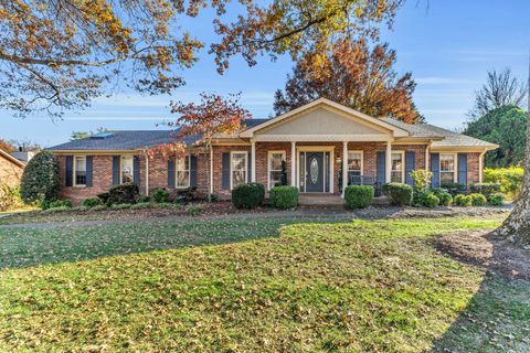5568 Trousdale Dr Brentwood TN 37027