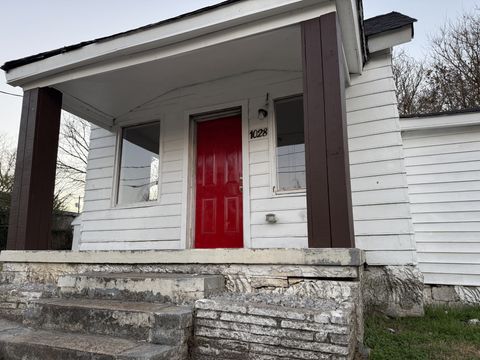 1028 Bridge St Columbia TN 38401