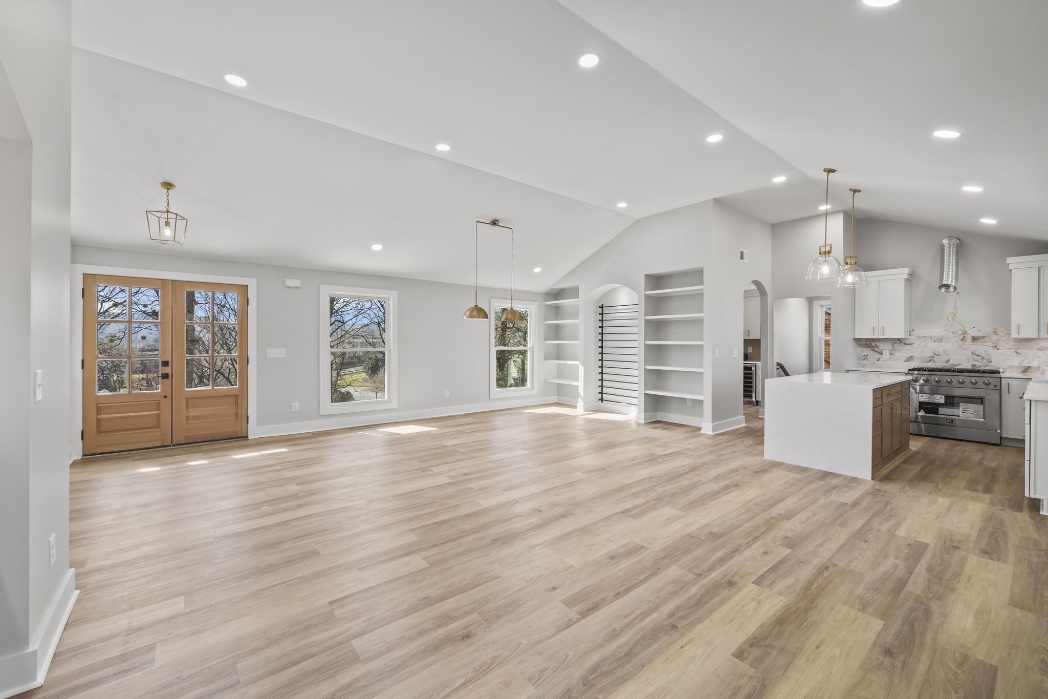 6608 Brookmont Ter