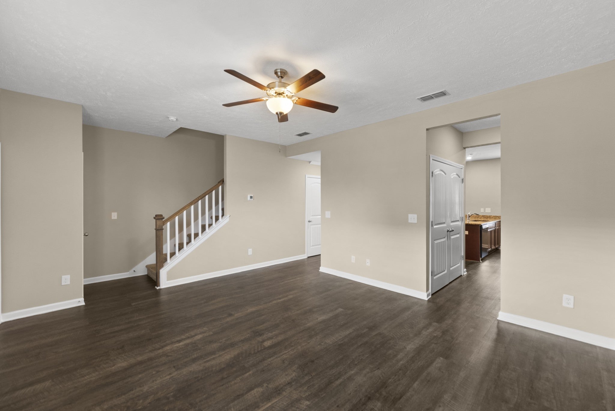 3-bed condo for sale in Antioch, TN 37013, 4125 Saddlecreek Way 4125 Saddlecreek Way, Antioch TN 37013 3-bed condo, photo 5 of 25