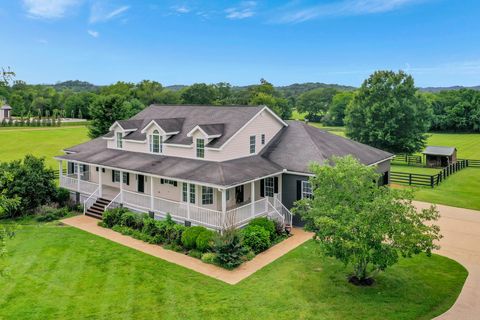 Photo of 1576 Old Hillsboro Rd, Franklin, TN 37069 (MLS # 3149262)