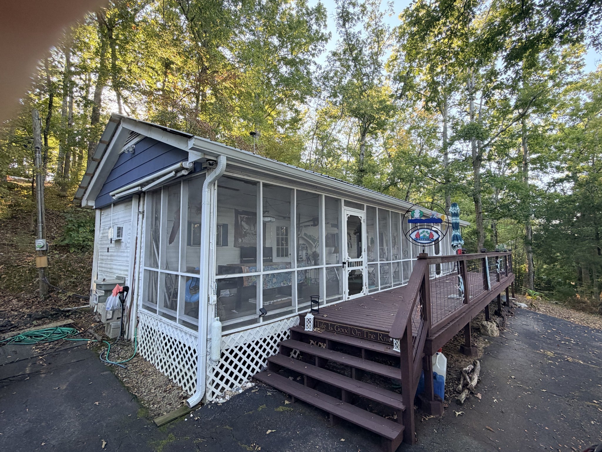 604 Lost Creek Boat Dock Rd