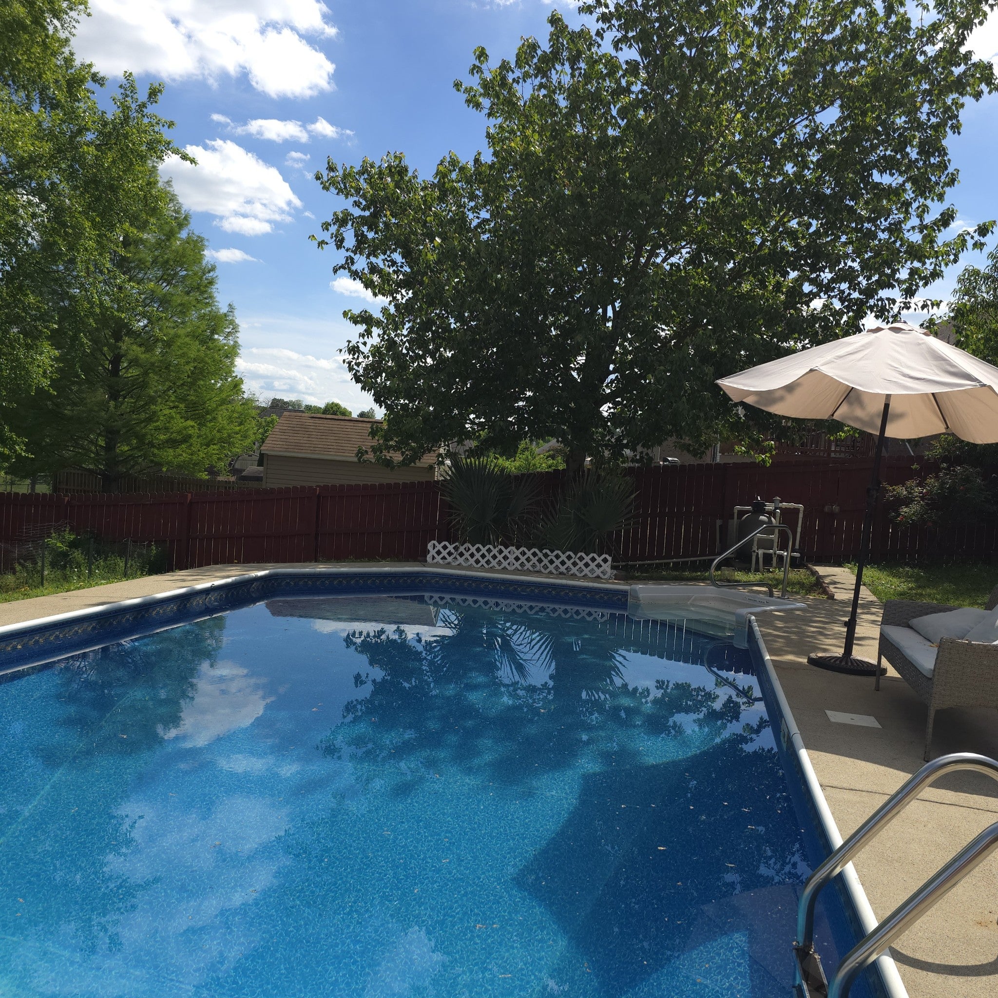 1327 Bluebonnet Dr