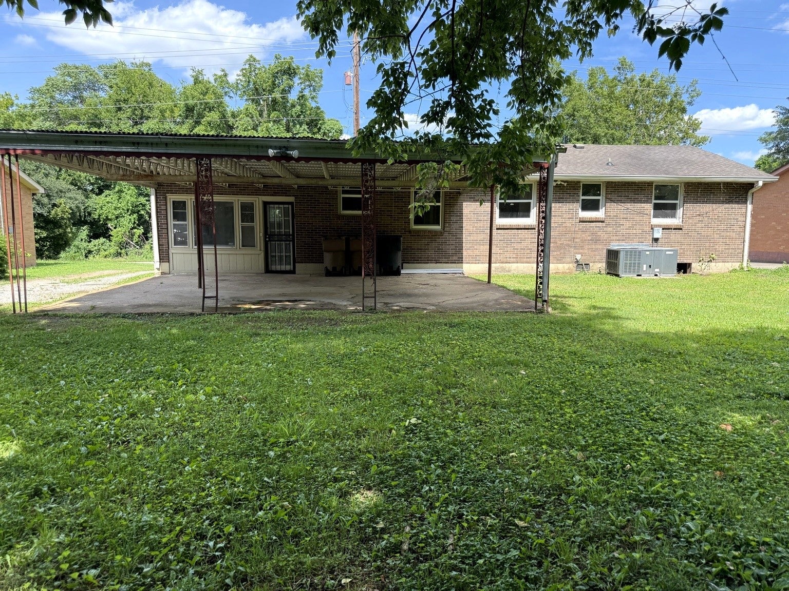 4045 Buena Vista Pike