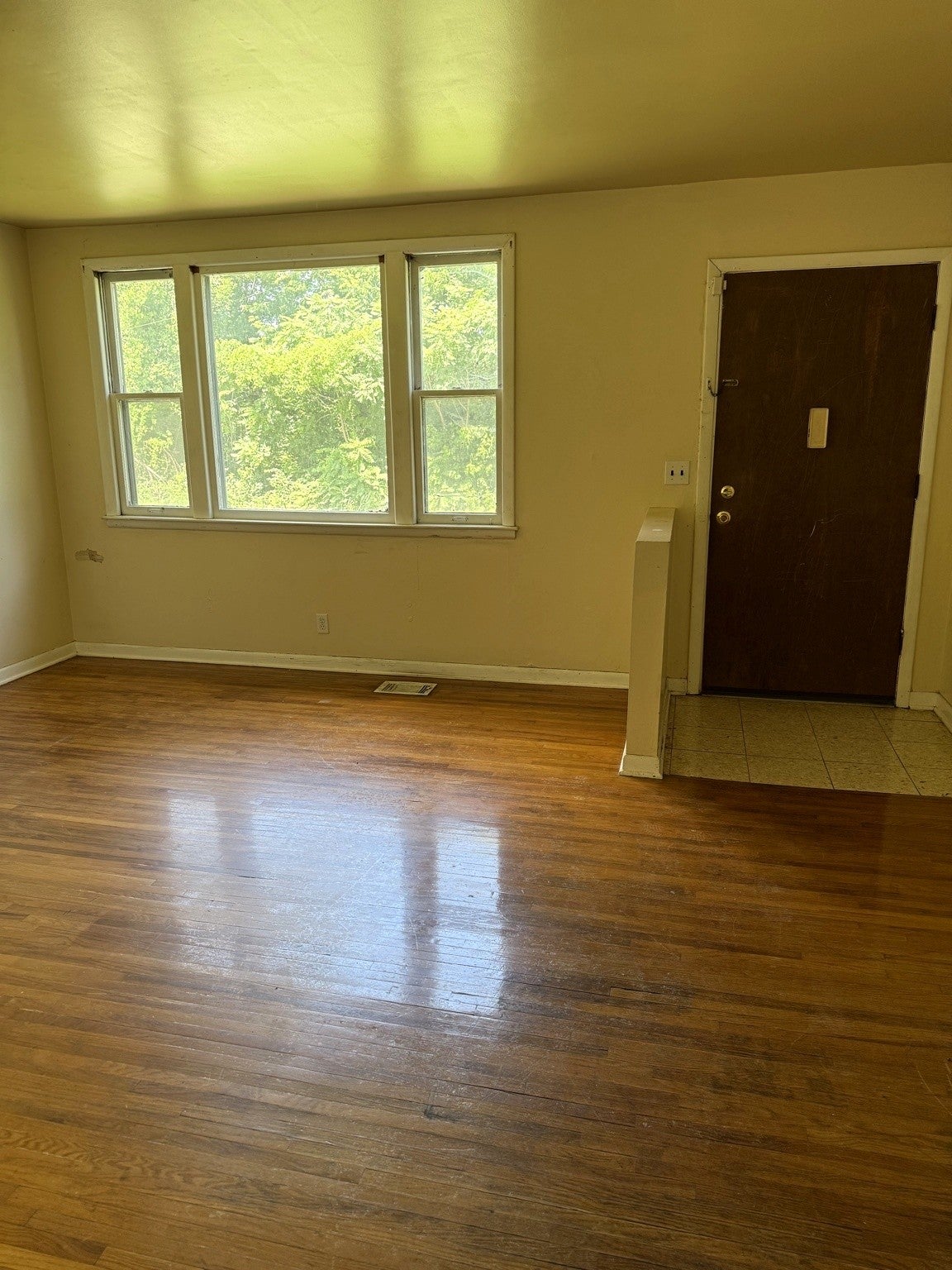 4045 Buena Vista Pike