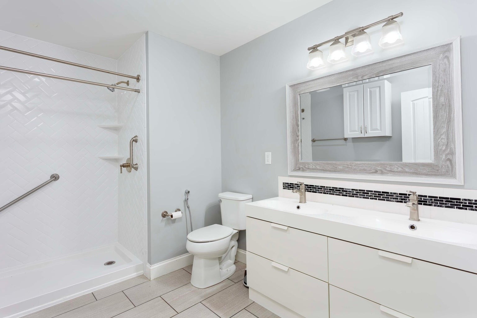 339 Foothills Dr