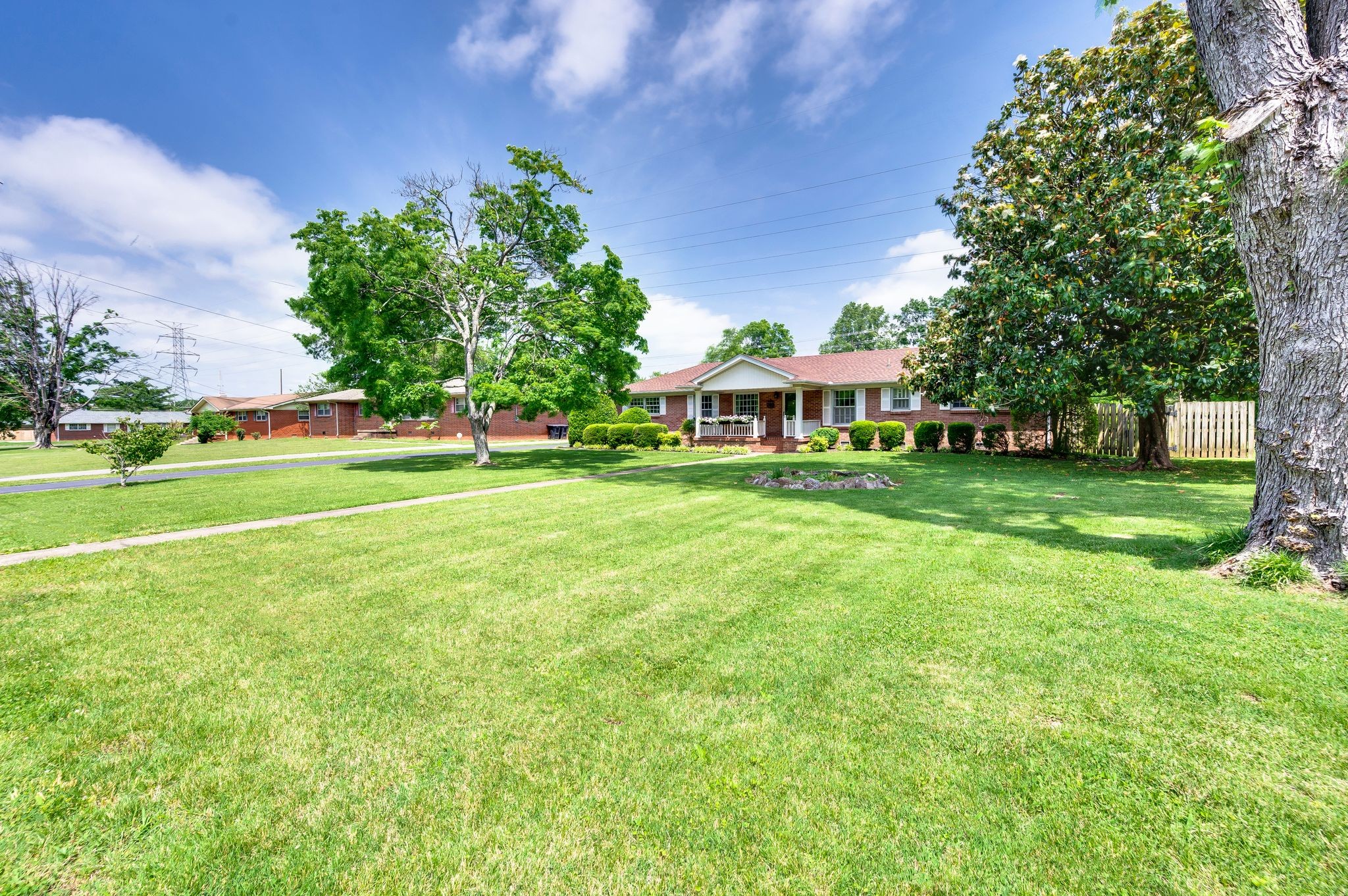 411 Tremont Dr