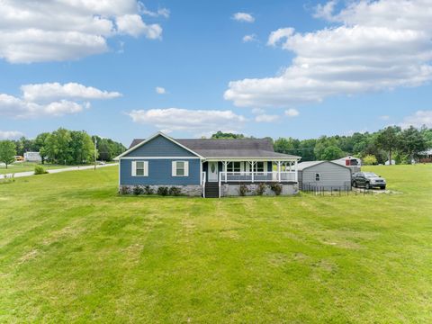 4 Earl Steel Rd W Brush Creek TN 38547