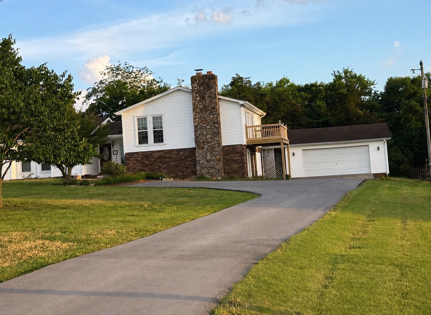 710 Shute Ln