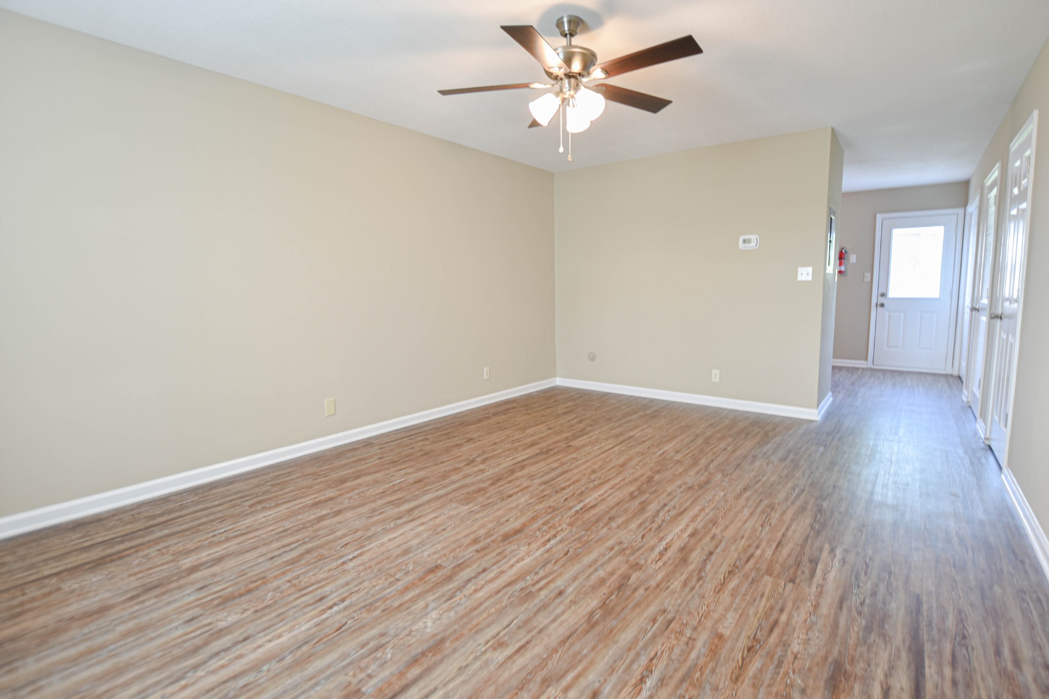 1030 W Creek Coyote Trl E