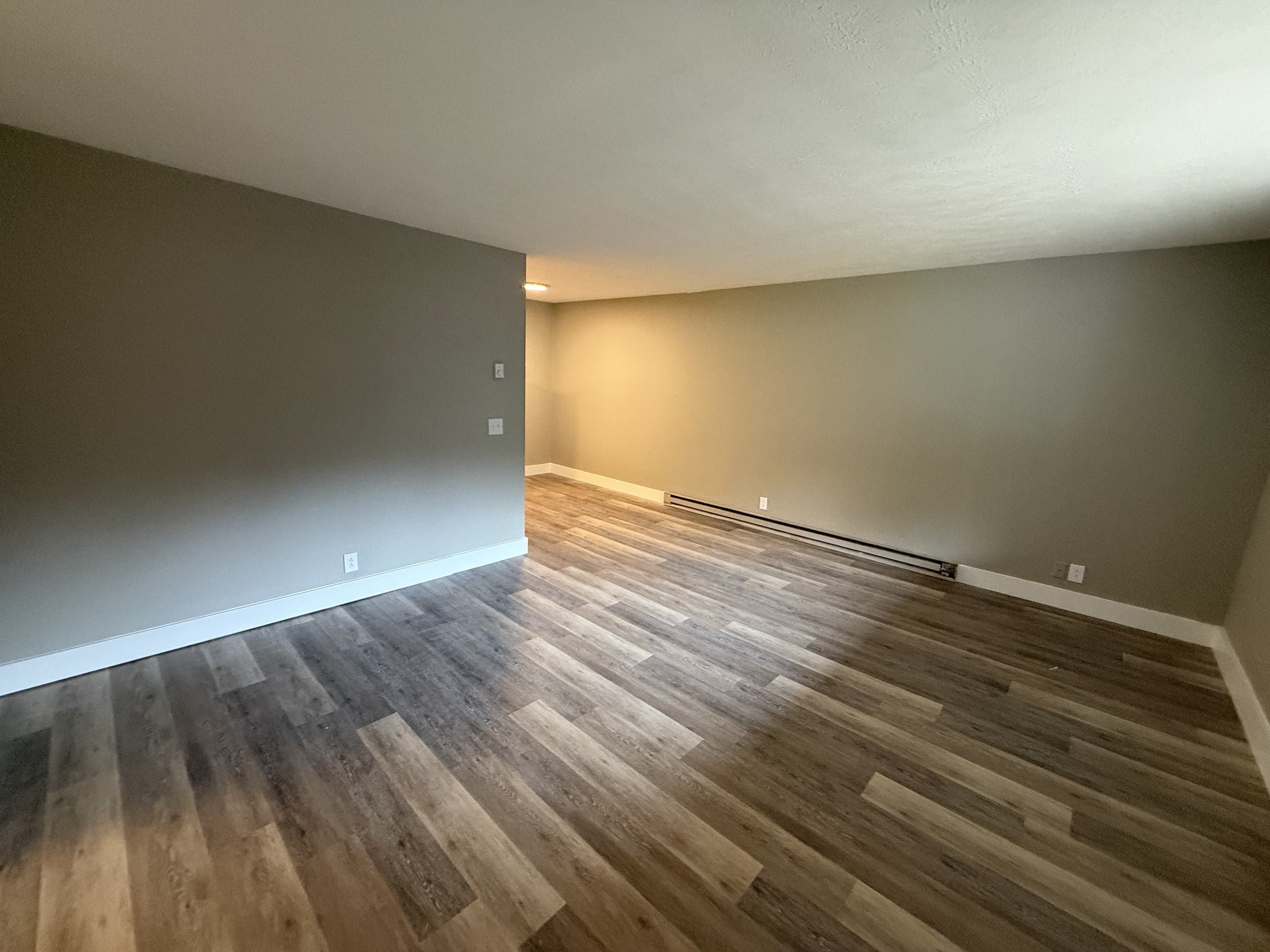 550 Harding Place F121