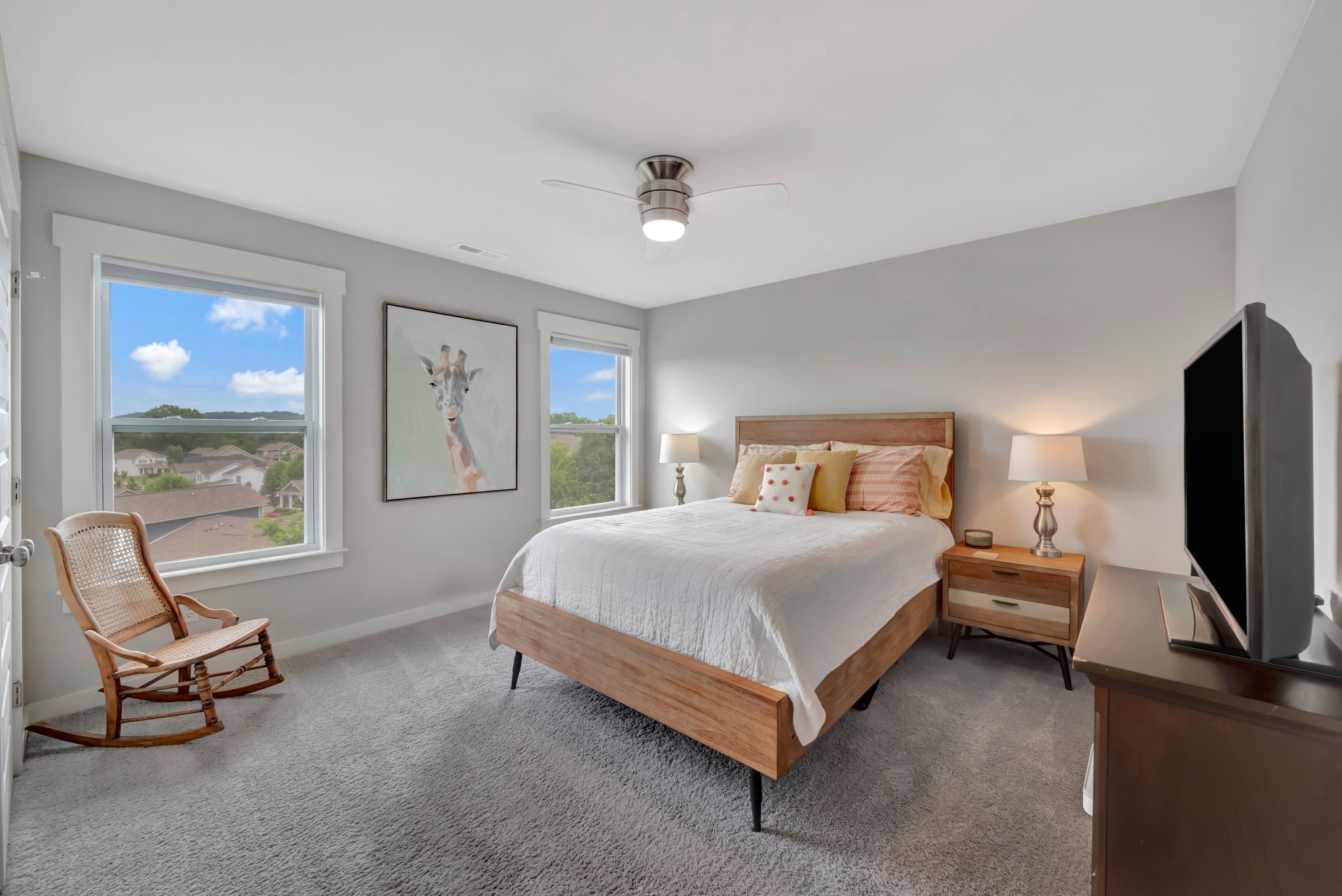 Thompsons Station, Tennessee 37179, United States, 5 Bedrooms Bedrooms, ,5 BathroomsBathrooms,Residential,Active,208640