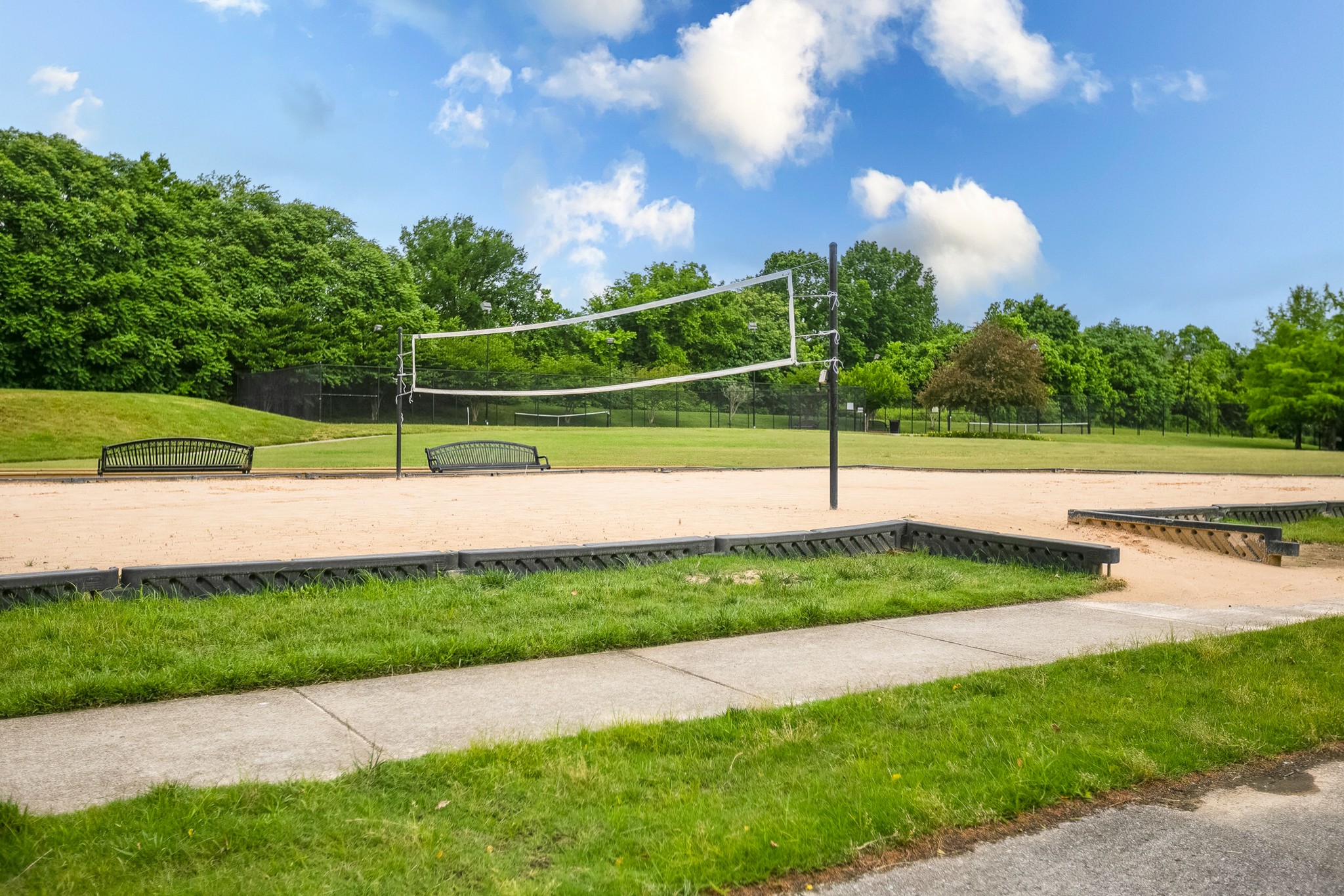 Thompsons Station, Tennessee 37179, United States, 5 Bedrooms Bedrooms, ,5 BathroomsBathrooms,Residential,Active,208640