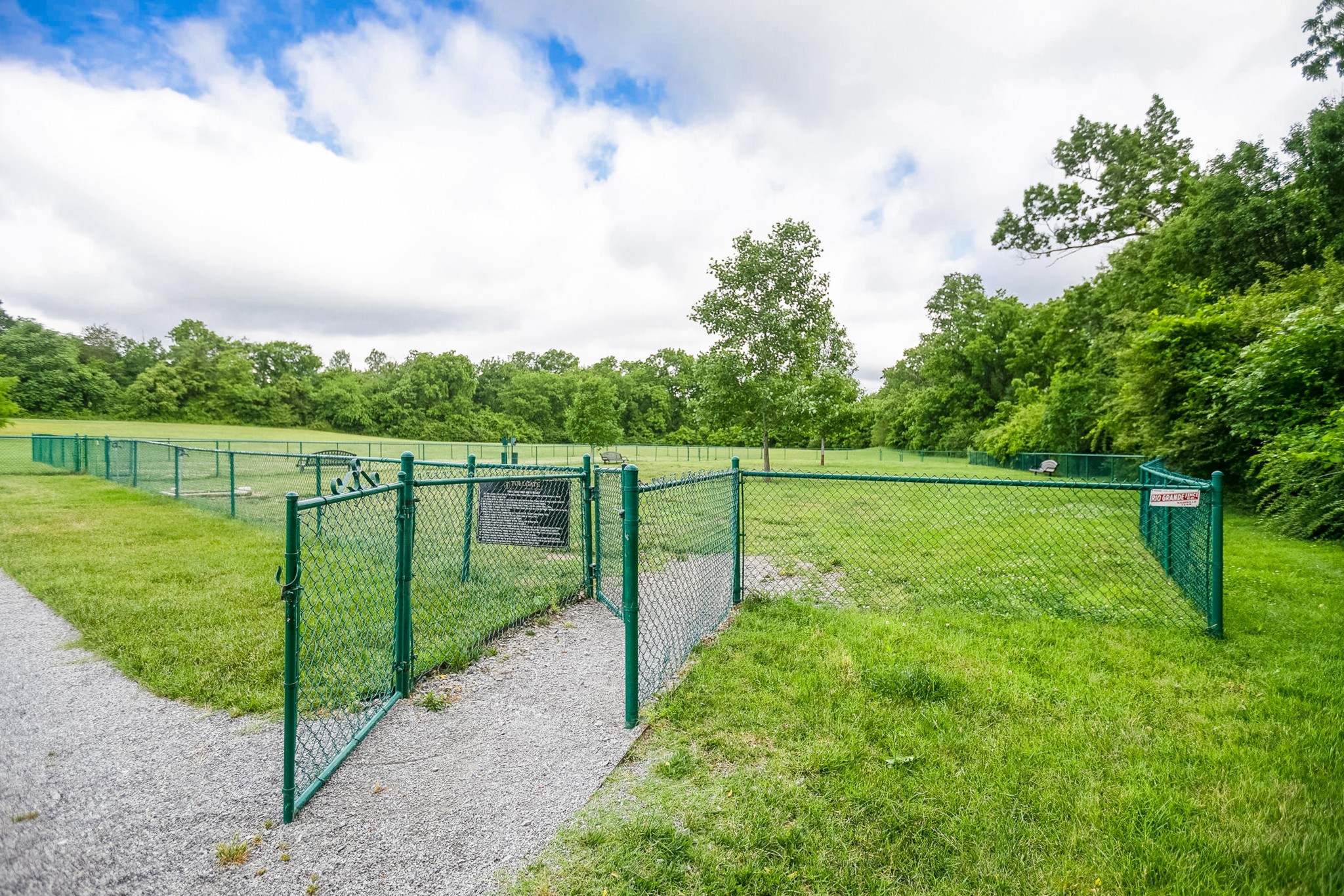 Thompsons Station, Tennessee 37179, United States, 5 Bedrooms Bedrooms, ,5 BathroomsBathrooms,Residential,Active,208640