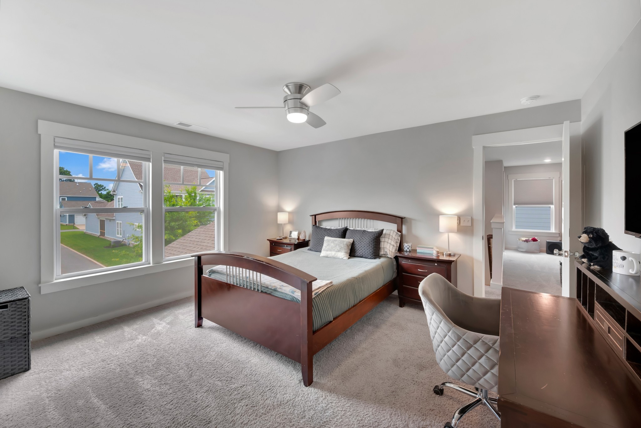 Thompsons Station, Tennessee 37179, United States, 5 Bedrooms Bedrooms, ,5 BathroomsBathrooms,Residential,Active,208640