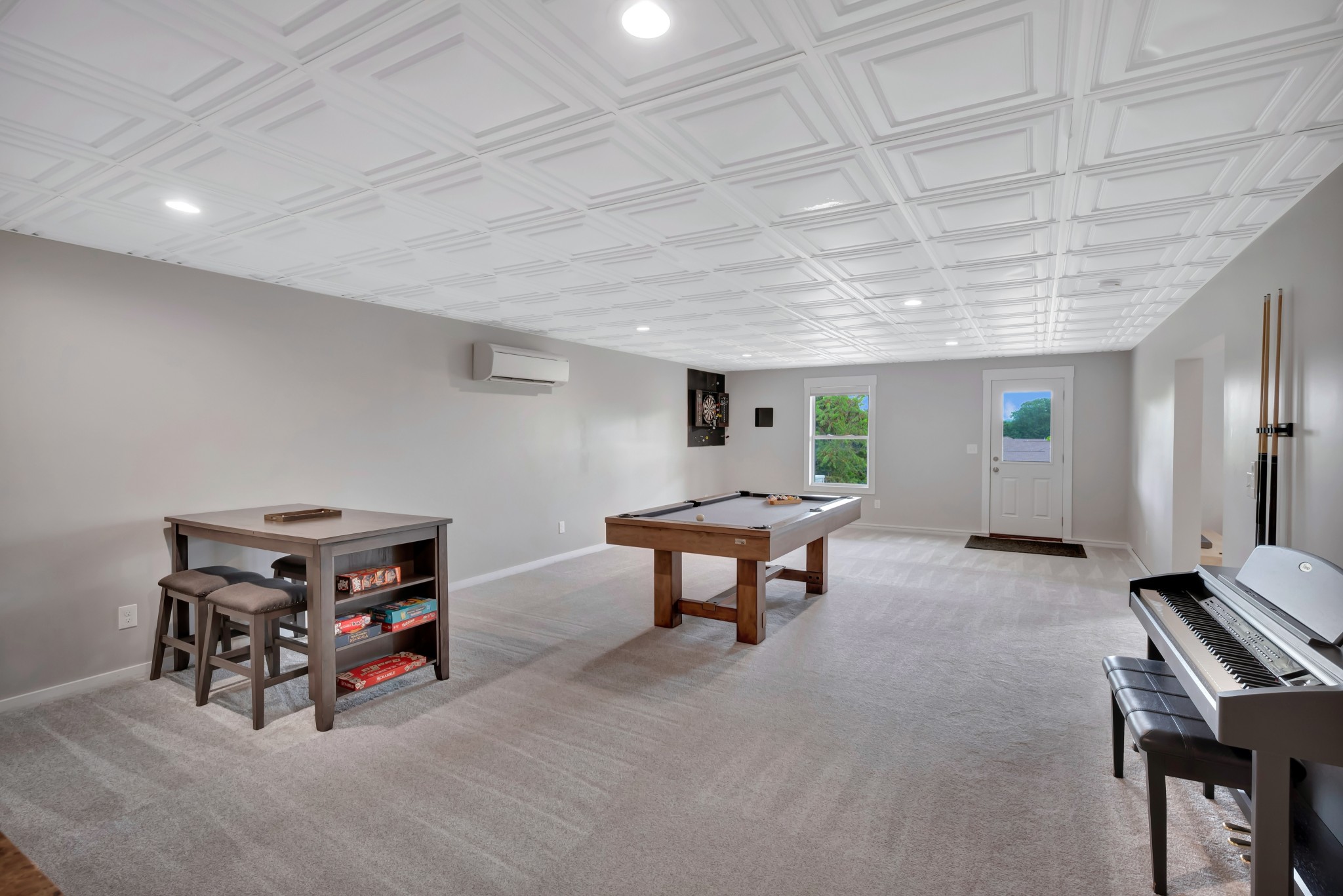 Thompsons Station, Tennessee 37179, United States, 5 Bedrooms Bedrooms, ,5 BathroomsBathrooms,Residential,Active,208640