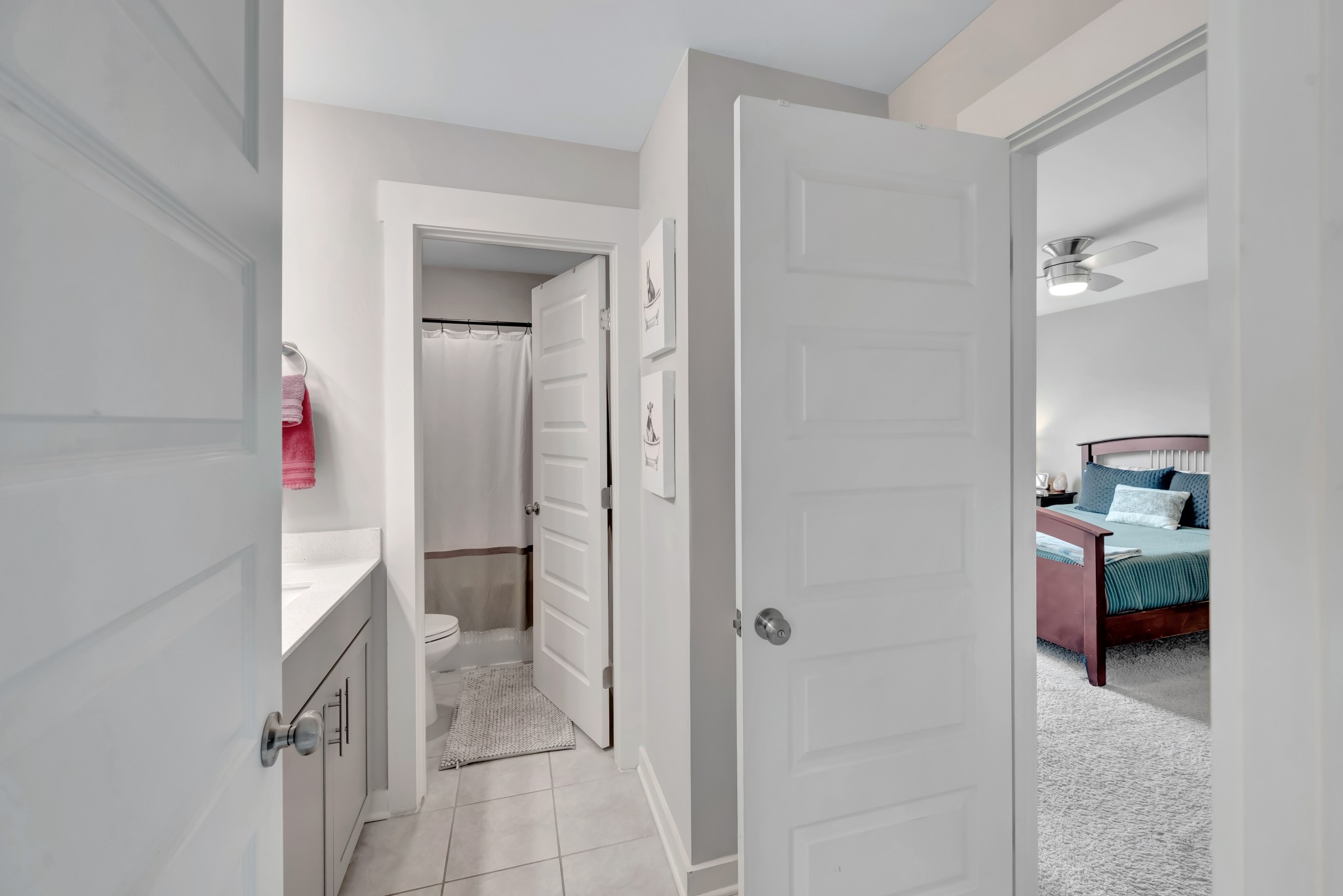 Thompsons Station, Tennessee 37179, United States, 5 Bedrooms Bedrooms, ,5 BathroomsBathrooms,Residential,Active,208640