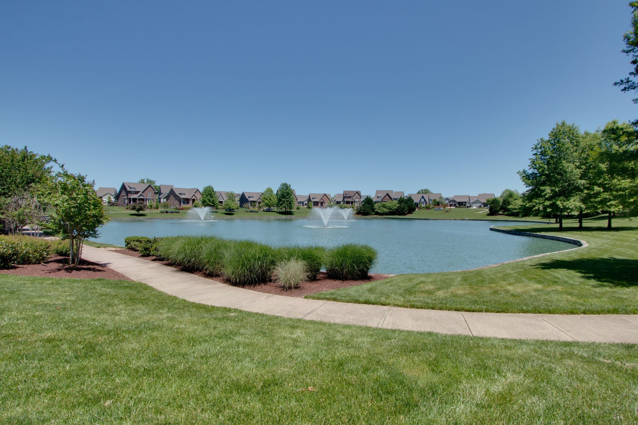 Thompsons Station, Tennessee 37179, United States, 5 Bedrooms Bedrooms, ,5 BathroomsBathrooms,Residential,Active,208640