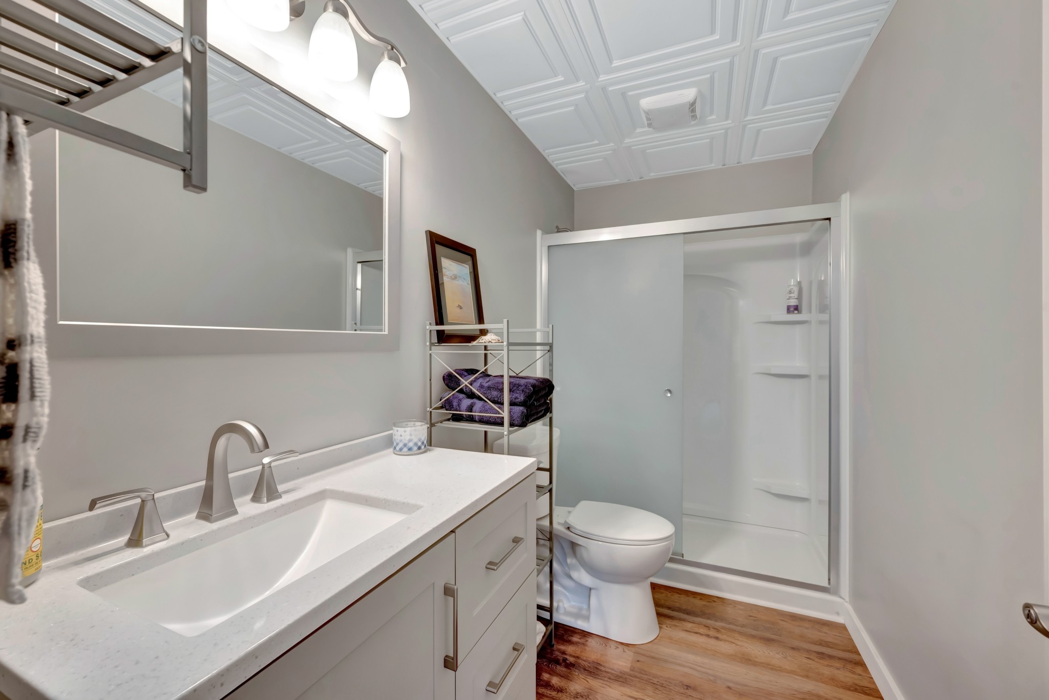 Thompsons Station, Tennessee 37179, United States, 5 Bedrooms Bedrooms, ,5 BathroomsBathrooms,Residential,Active,208640