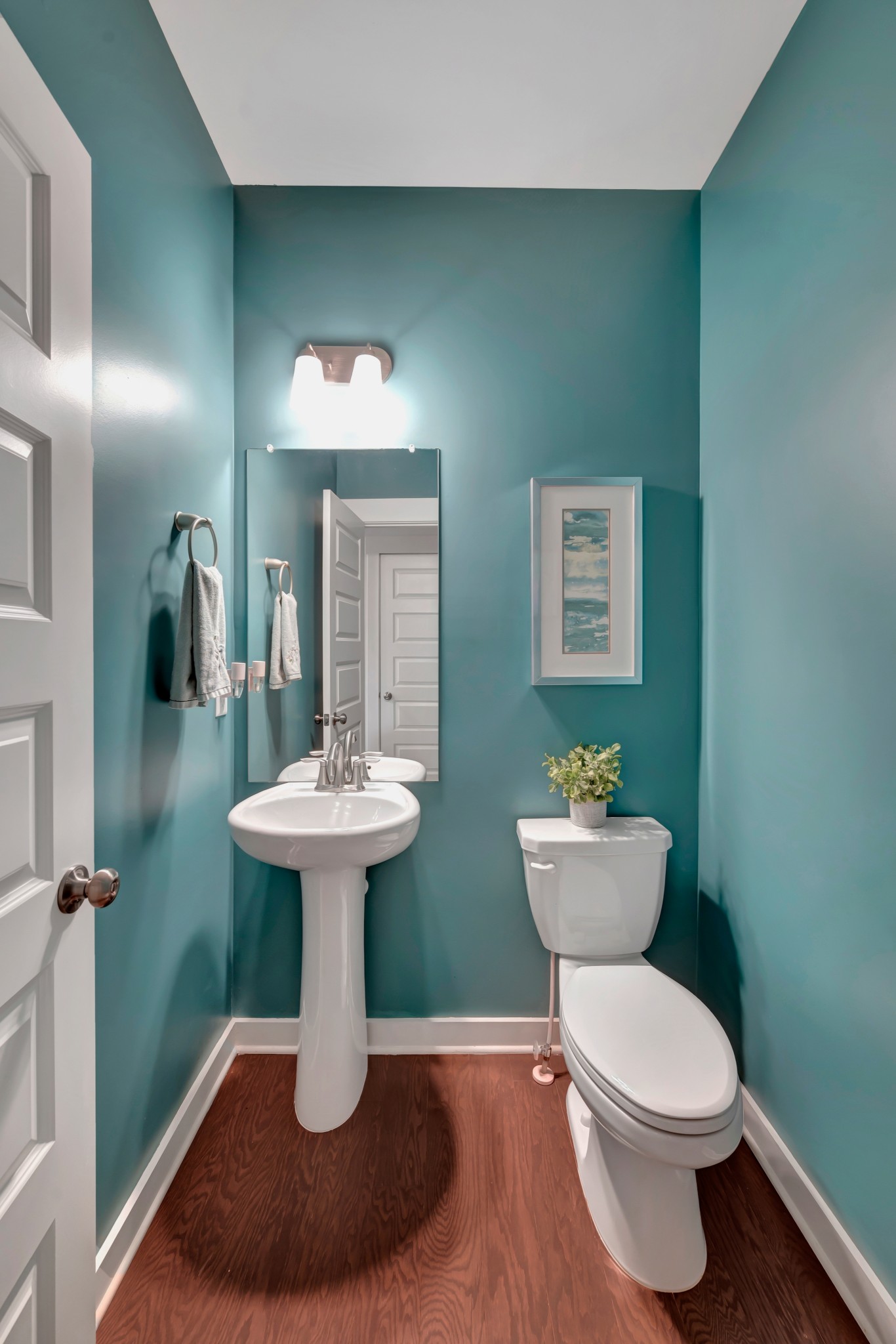 Thompsons Station, Tennessee 37179, United States, 5 Bedrooms Bedrooms, ,5 BathroomsBathrooms,Residential,Active,208640