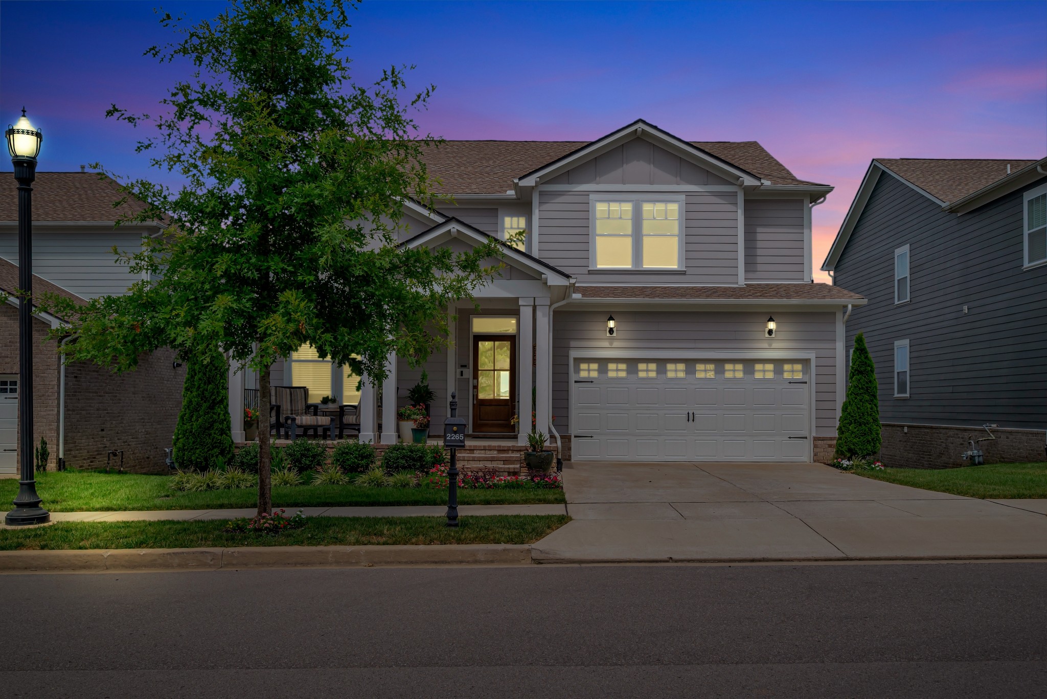 Thompsons Station, Tennessee 37179, United States, 5 Bedrooms Bedrooms, ,5 BathroomsBathrooms,Residential,Active,208640