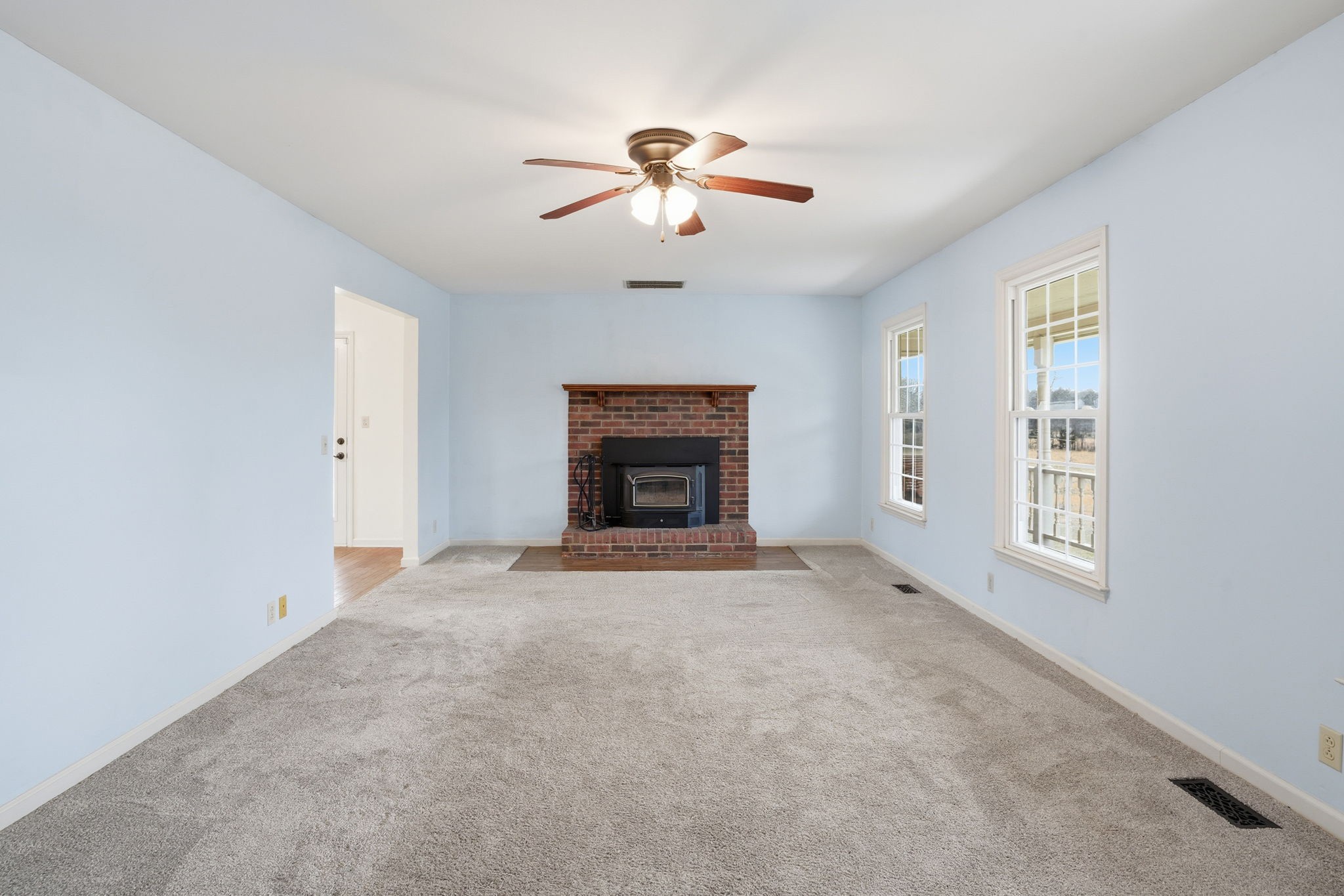 7668 Bradyville Pike