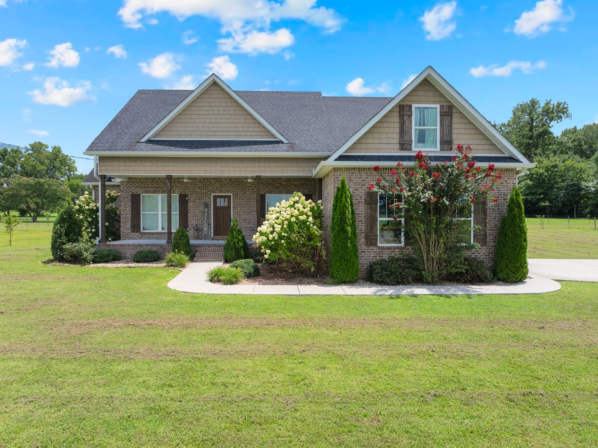 107 Holly Ct