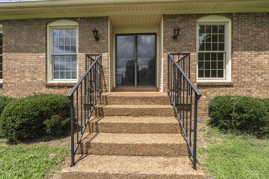 3-bed home for sale in Madison, TN 37115, 2314 East Hill Dr 2314 East Hill Dr, Madison TN 37115 3-bed home, photo 5 of 40