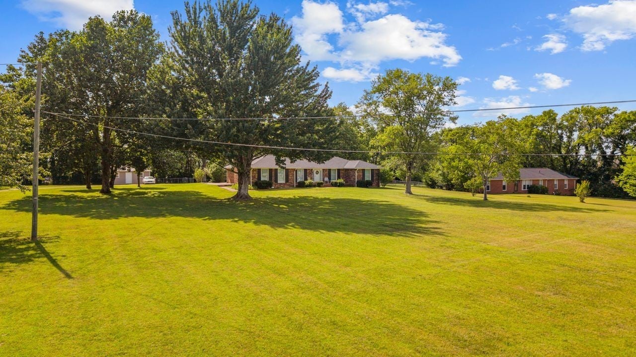226 Maple Hill Rd