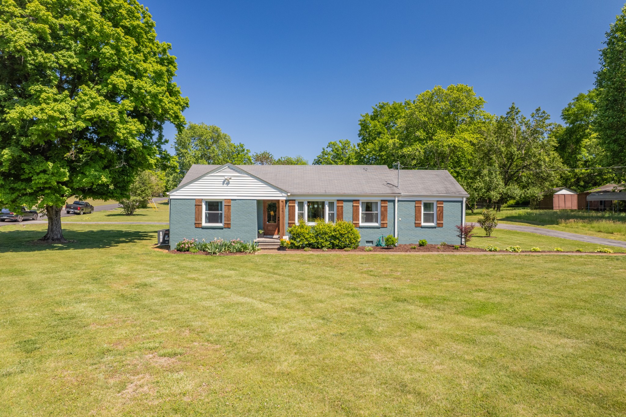 106 Carol Dr