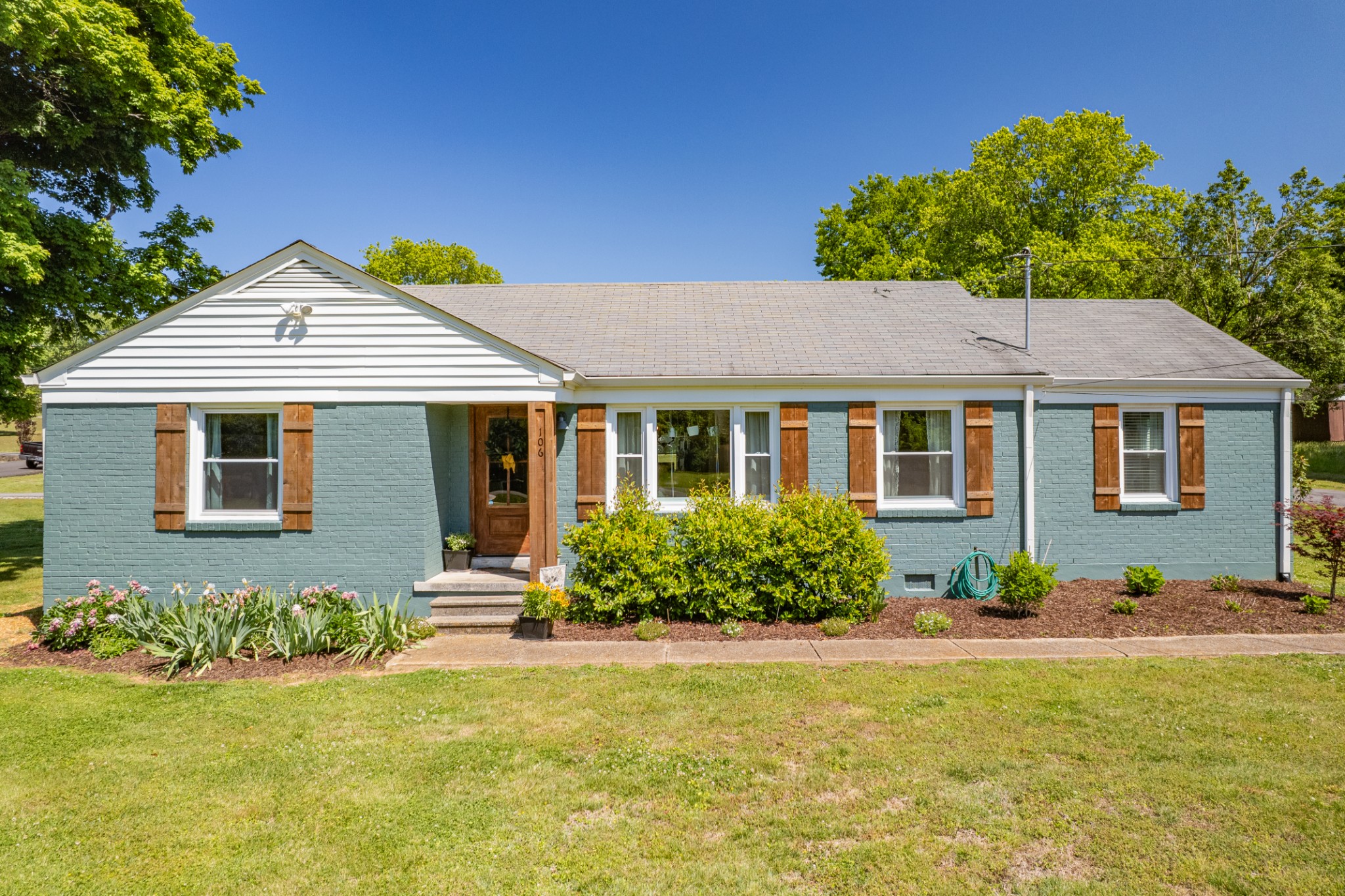 106 Carol Dr