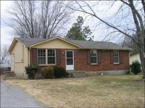 511 Jewel Dr Clarksville TN 37042