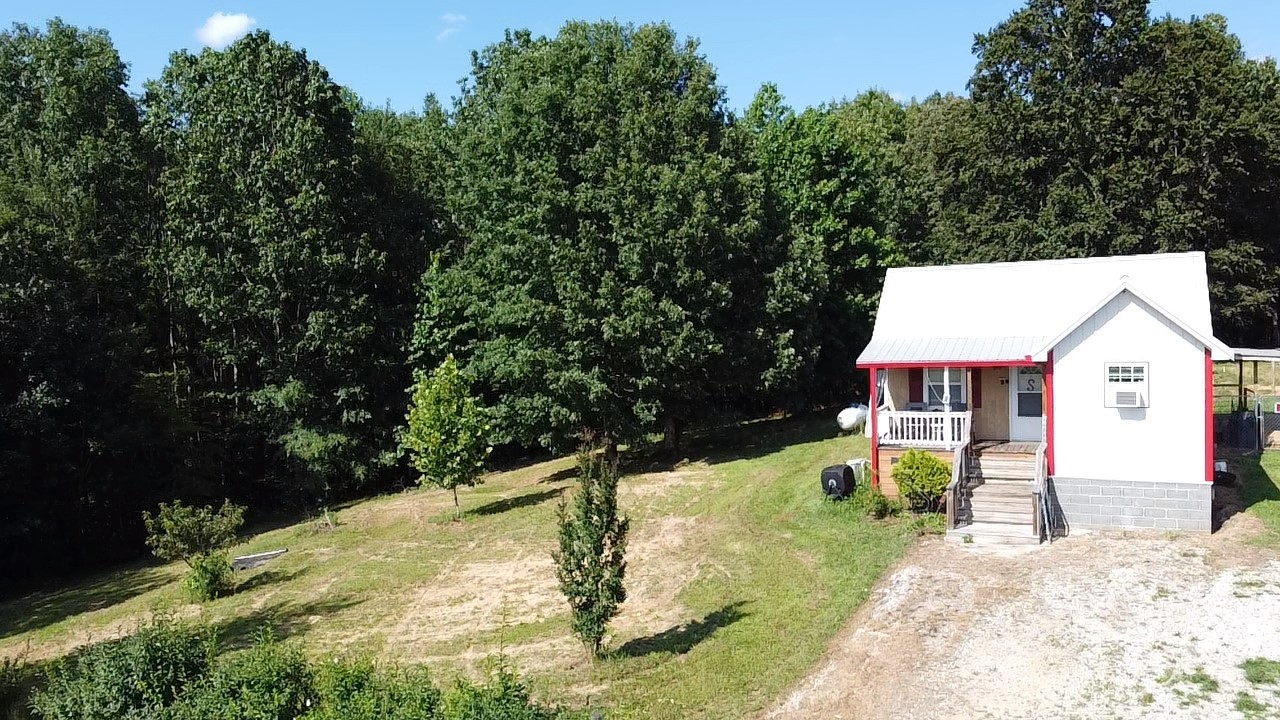 1055 Chestnut Grove Rd