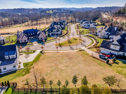 7211 SHAGBARK LN, COLLEGE GROVE, TN 37046 - Image 8b2a9a3abd4cf05ca93fb8bb26804cb6/32677023