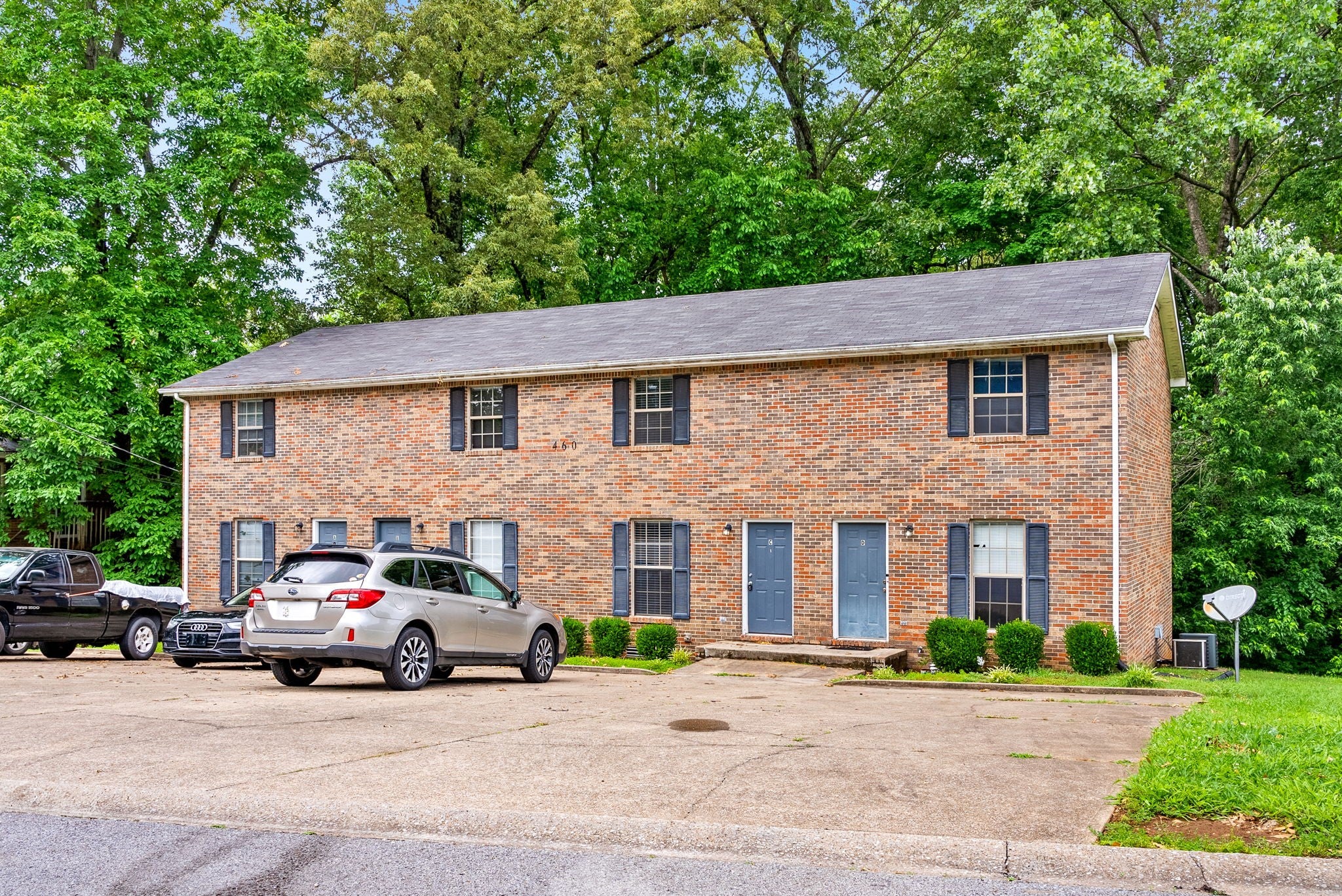 460 Martha Ln
