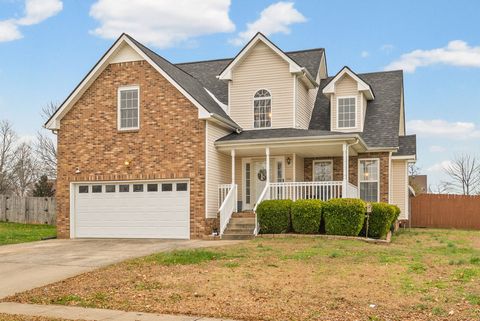 3920 Gaine Dr Clarksville TN 37040