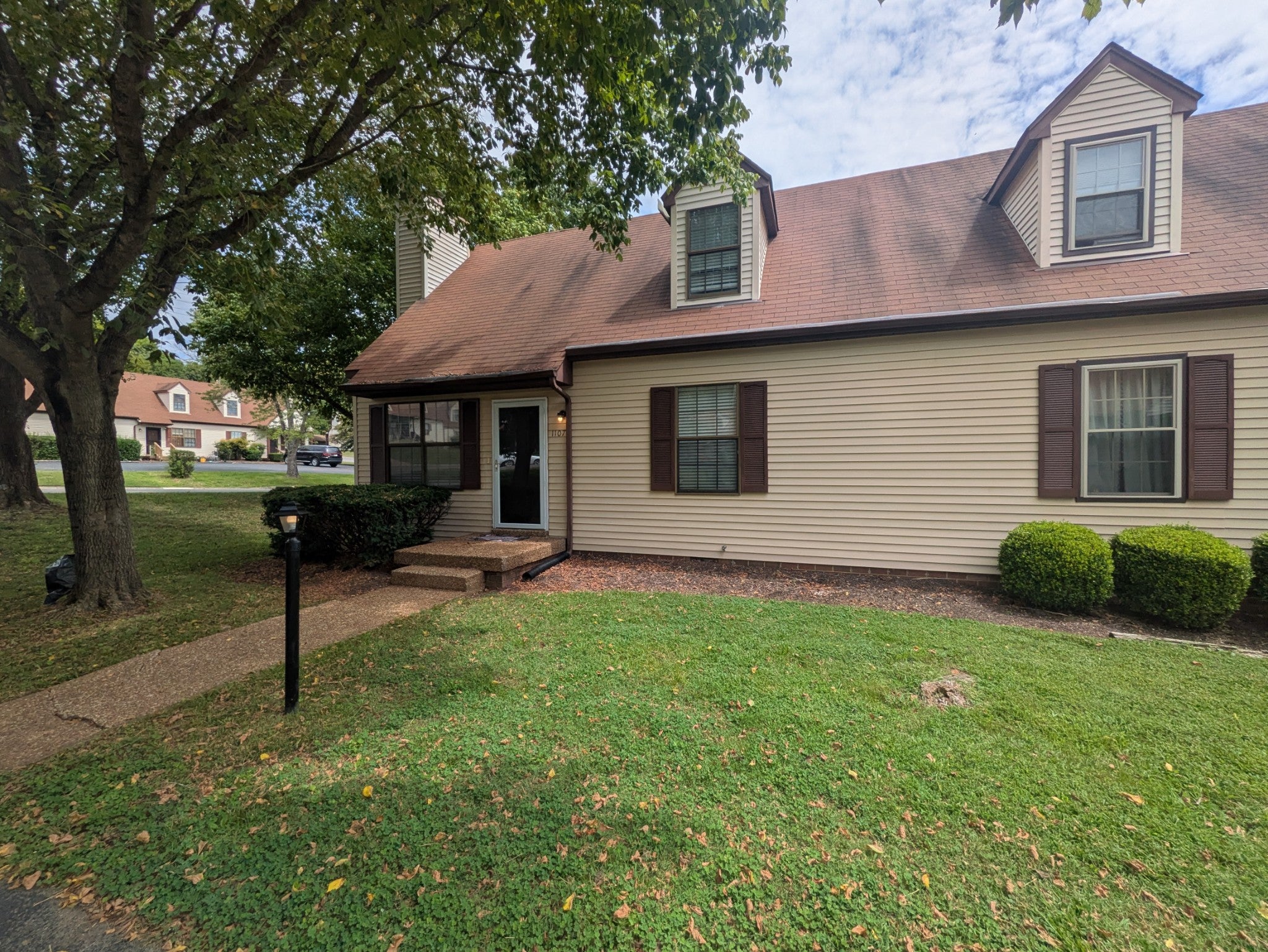 3.0-bed rental at 1107 Quail Ct W