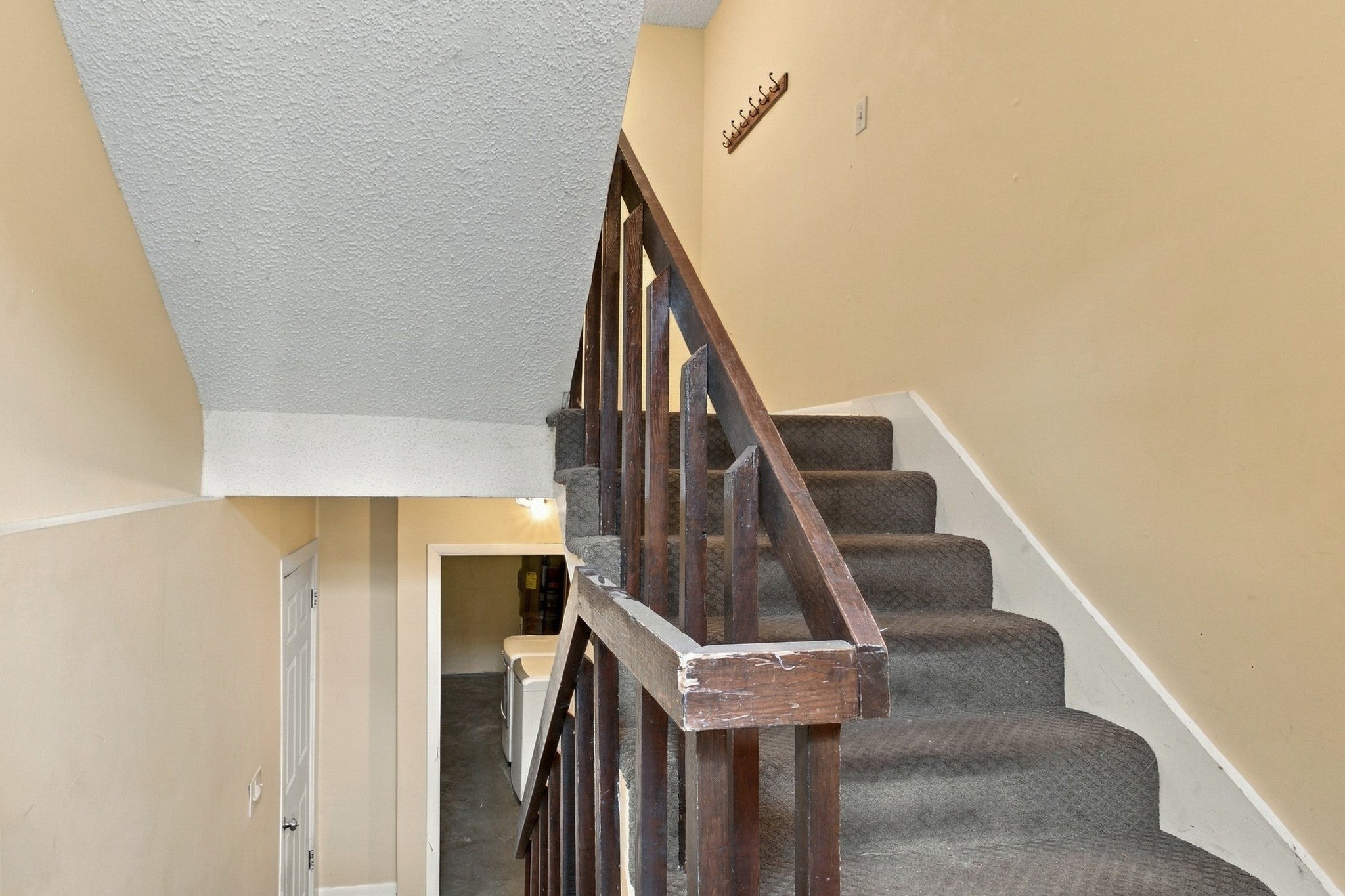 114 Summit Ridge Ct, Nashville TN 37215 2-bed home, photo 4 of 26