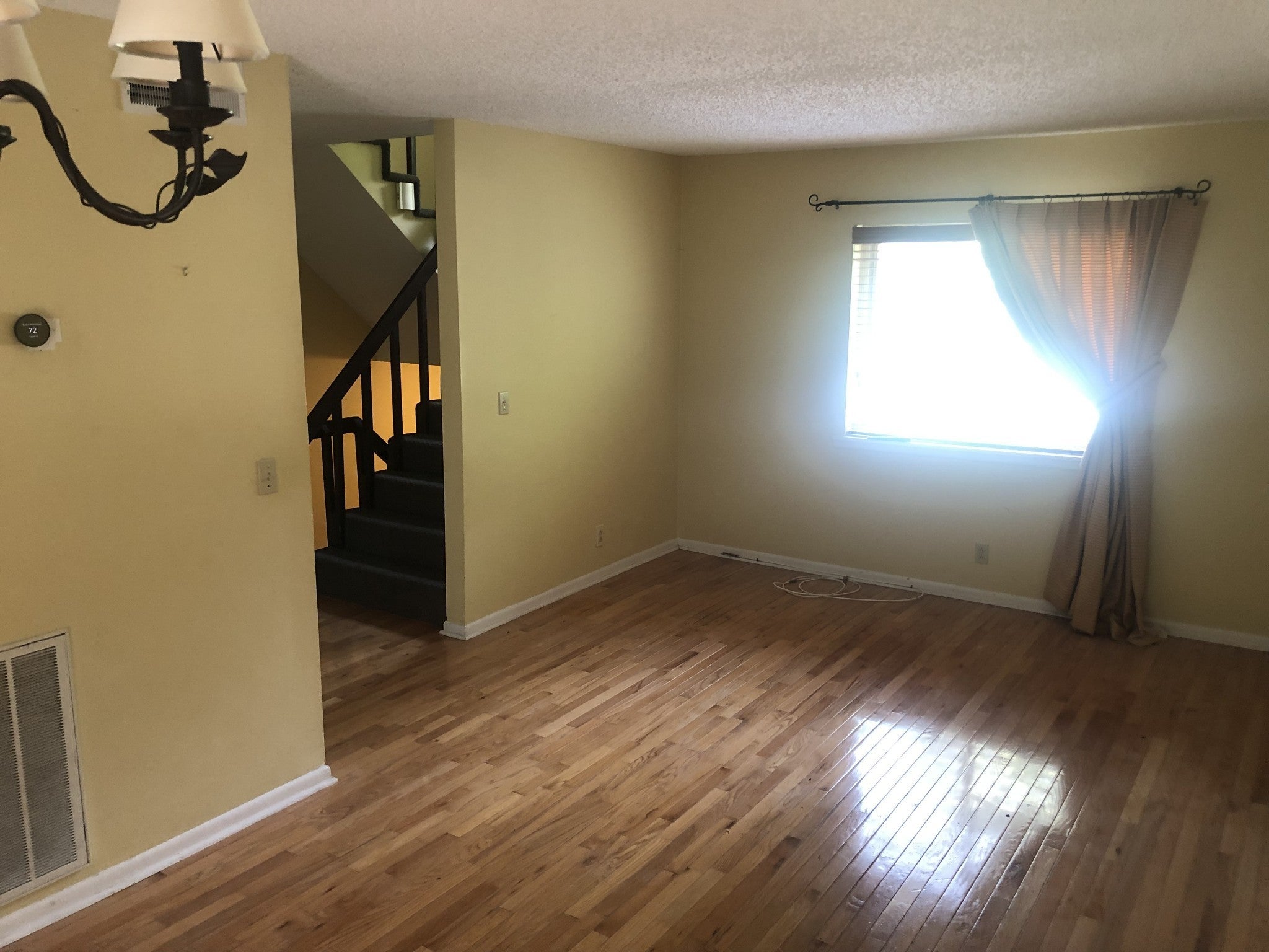 2-bed condo for sale in Nashville, TN 37215, 114 Summit Ridge Ct 114 Summit Ridge Ct, Nashville TN 37215 2-bed condo, photo 3 of 18