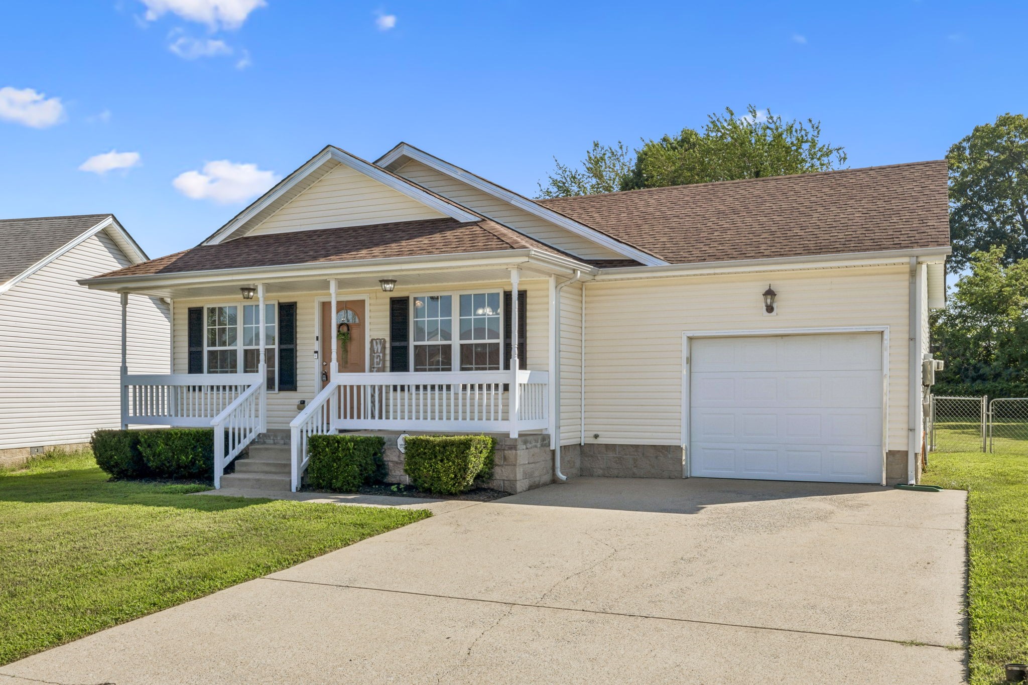 3443 Foxrun Ln