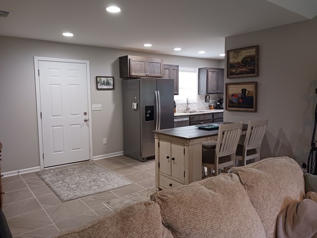 209 Cedar Ln
