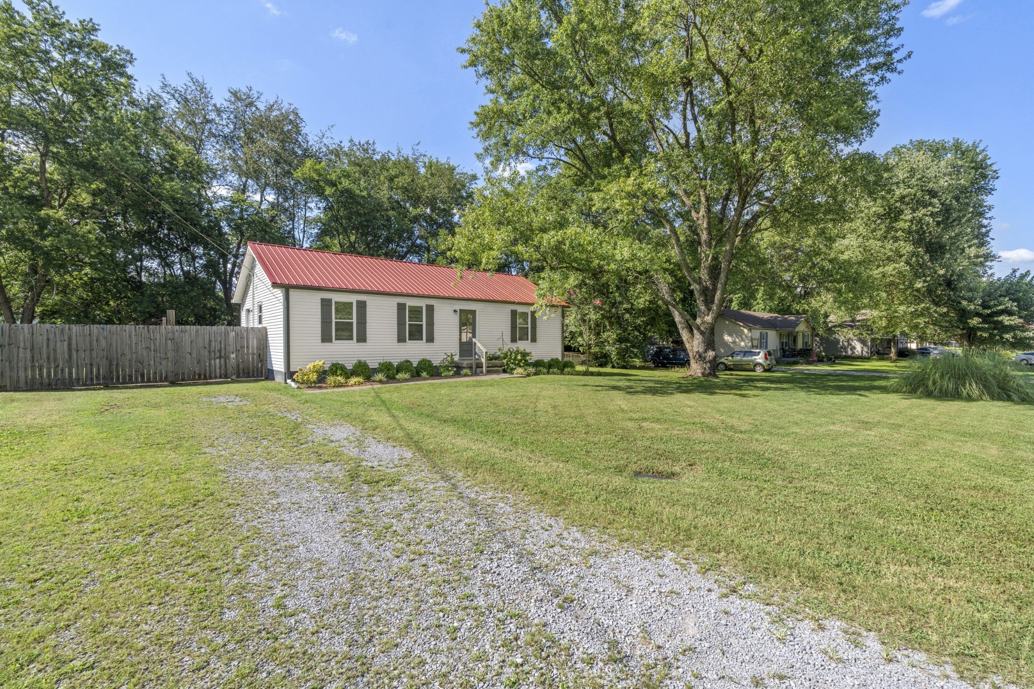 6541 Kari Dr