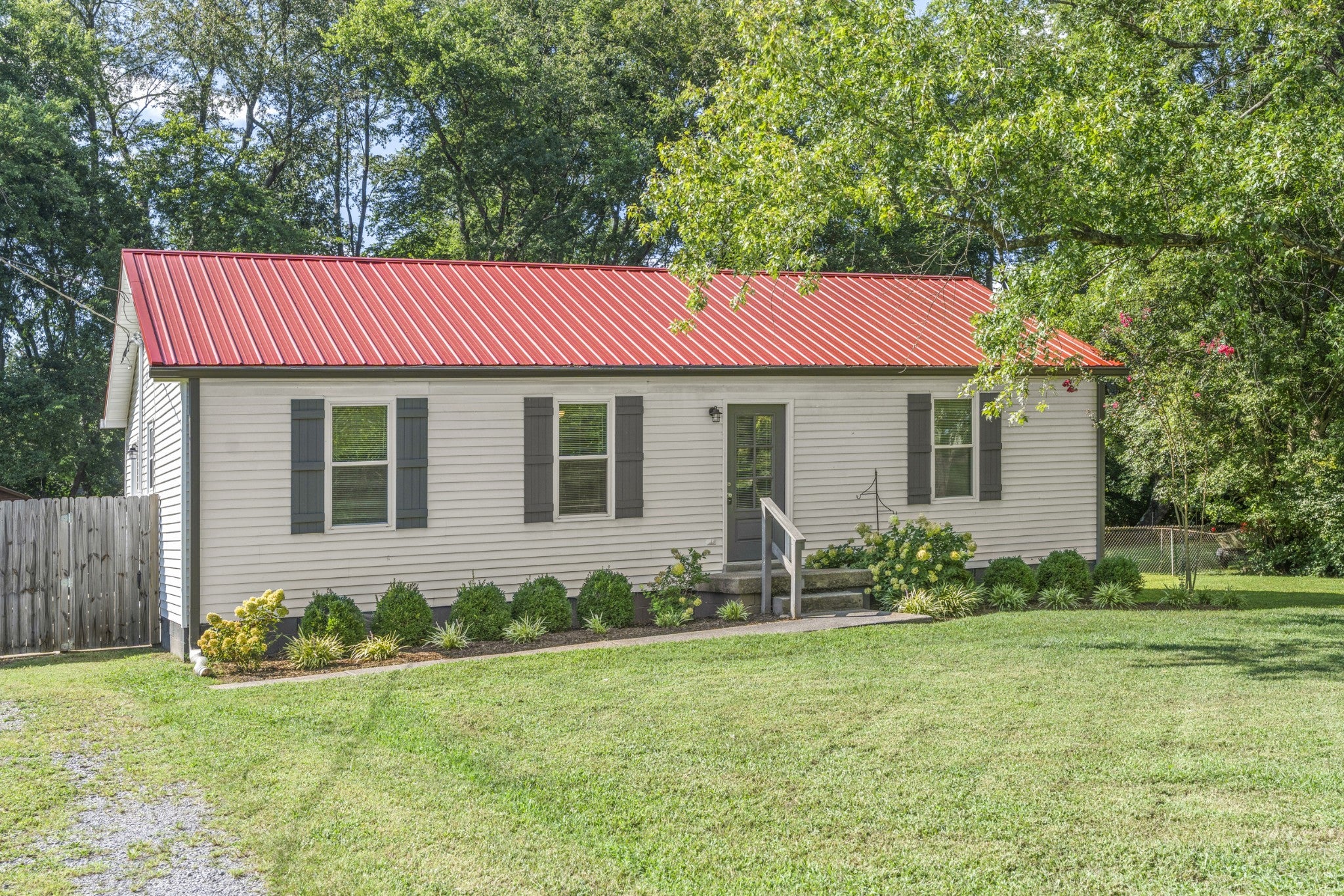 6541 Kari Dr