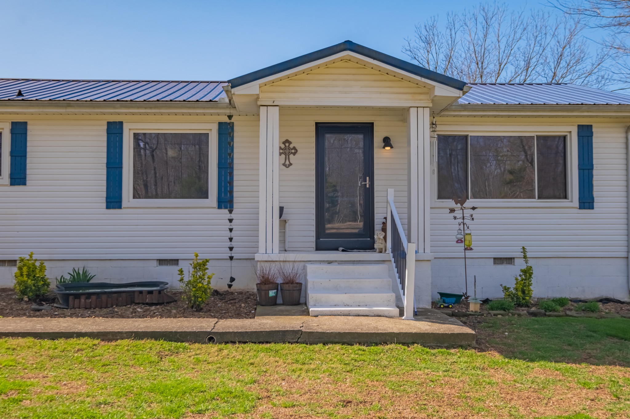 1919 Sixteenth Model Rd