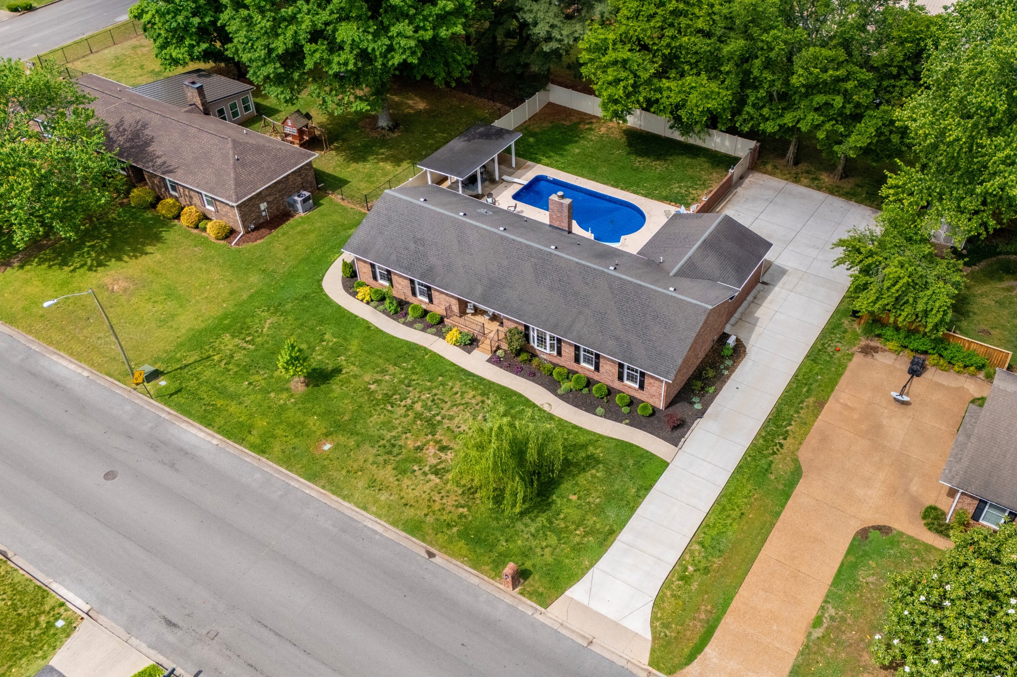 2607 Regency Park Dr