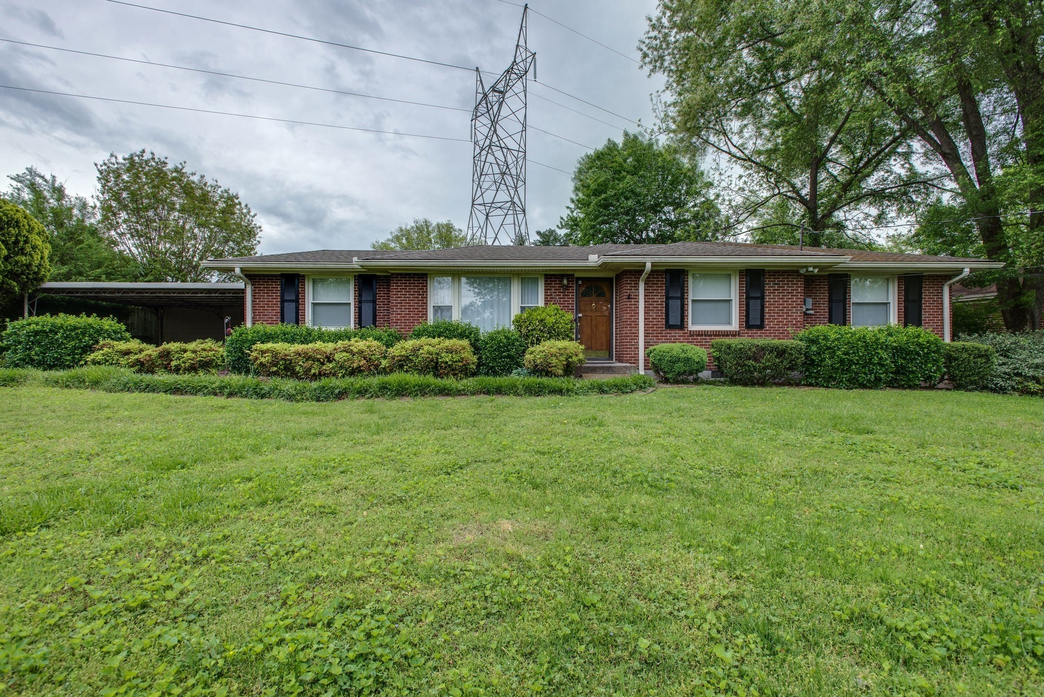 2.0-bed rental at 4900 Salem Dr